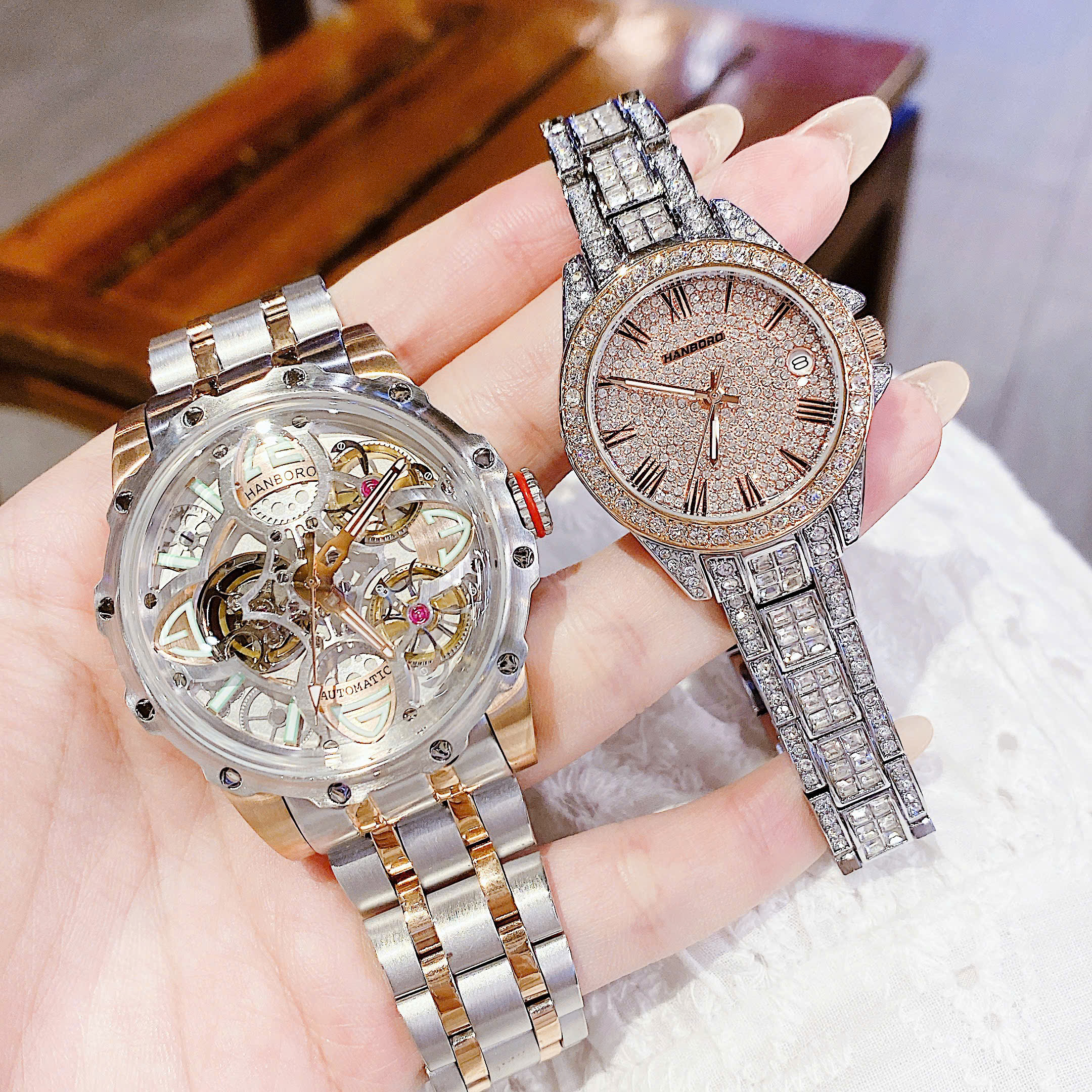 Cặp đôi đồng hồ Huboler Hanboro 2026 – Thiết kế đẳng cấp lấy cảm hứng từ Patek Philippe dành cho cặp đôi thời thượng