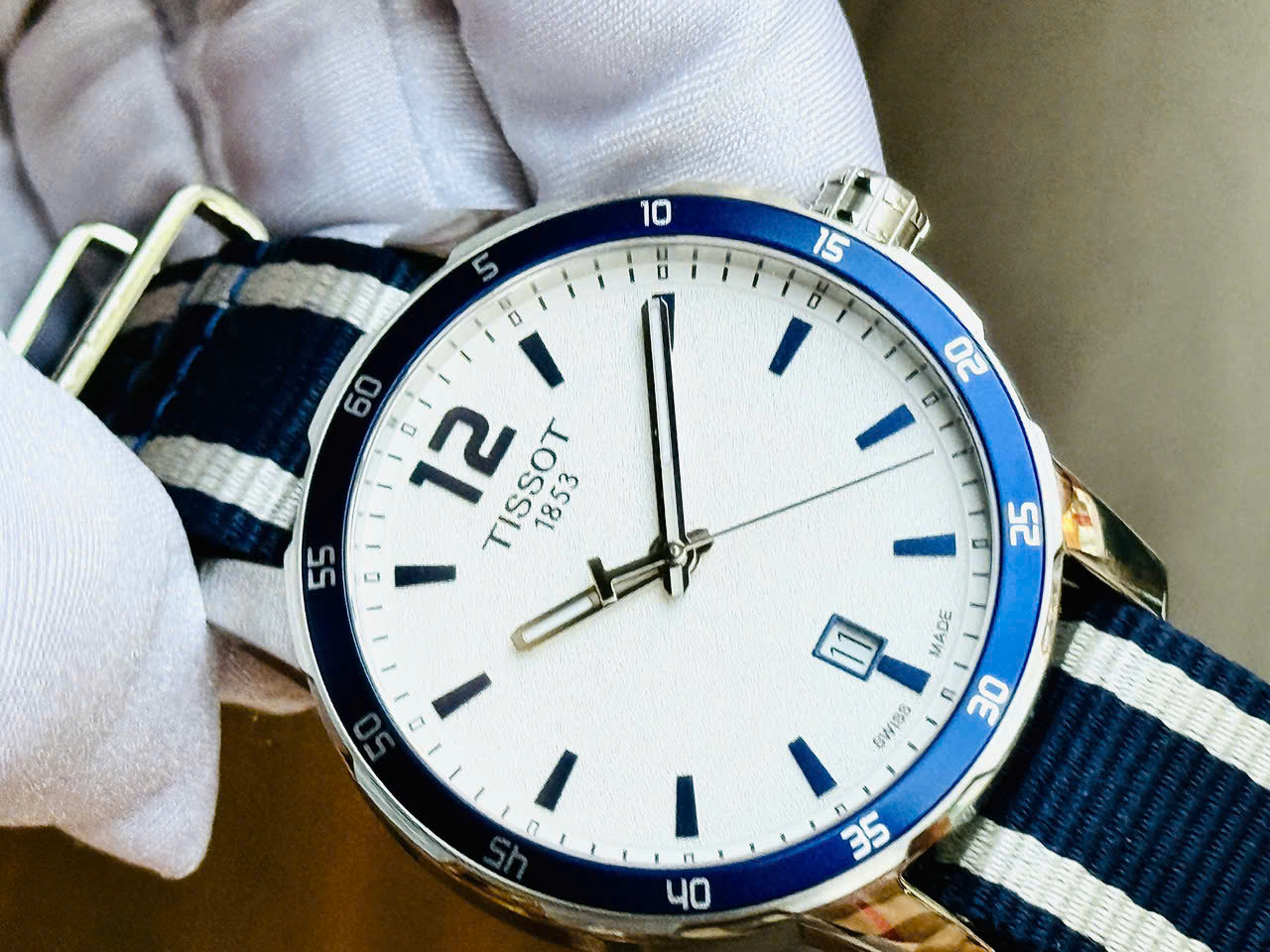 Đồng hồ Tissot Quickster NBA T095.410.17.037.01 – Phiên bản kỷ niệm NBA siêu hiếm, trẻ trung và năng động