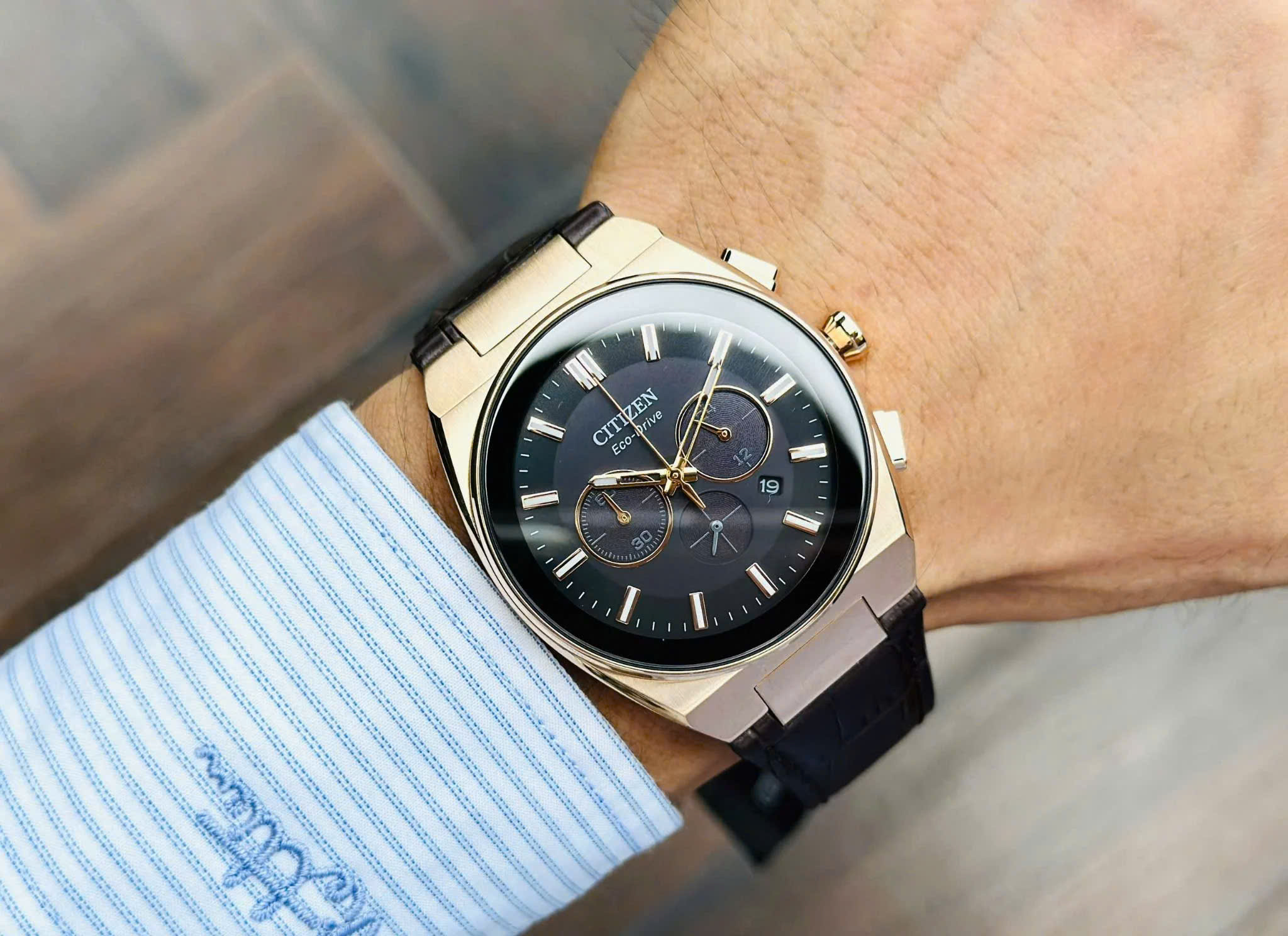 Đánh Giá Đồng Hồ Citizen Chronograph Axiom SC CA4583-01E – Thiết Kế Thể Thao Thanh Lịch, Eco-Drive Hiện Đại Và Cực Kỳ Khác Biệt