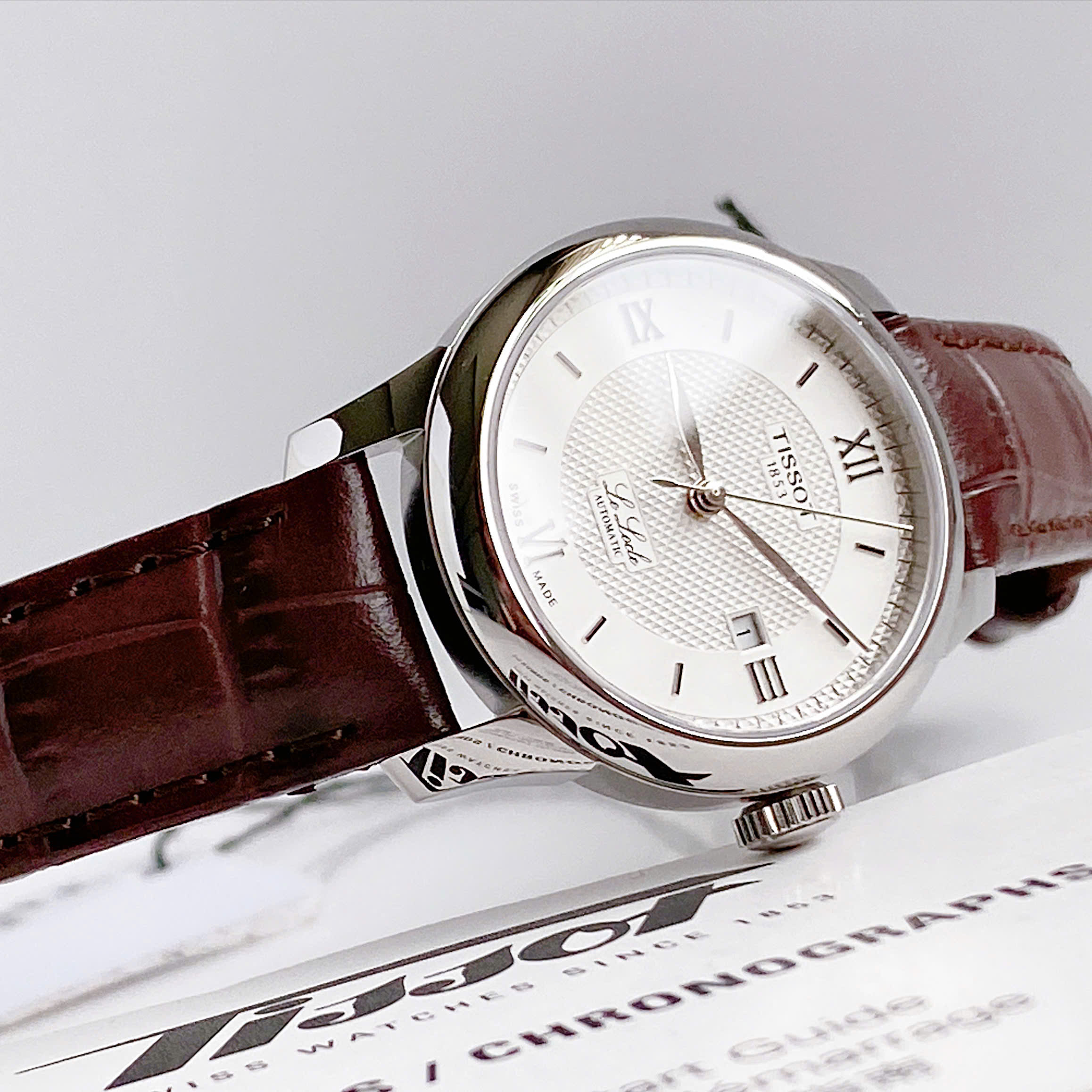 Đồng Hồ Nữ Tissot Le Locle Automatic T006.207.16.038.00 – 29mm, Mặt Guilloché, Kính Sapphire