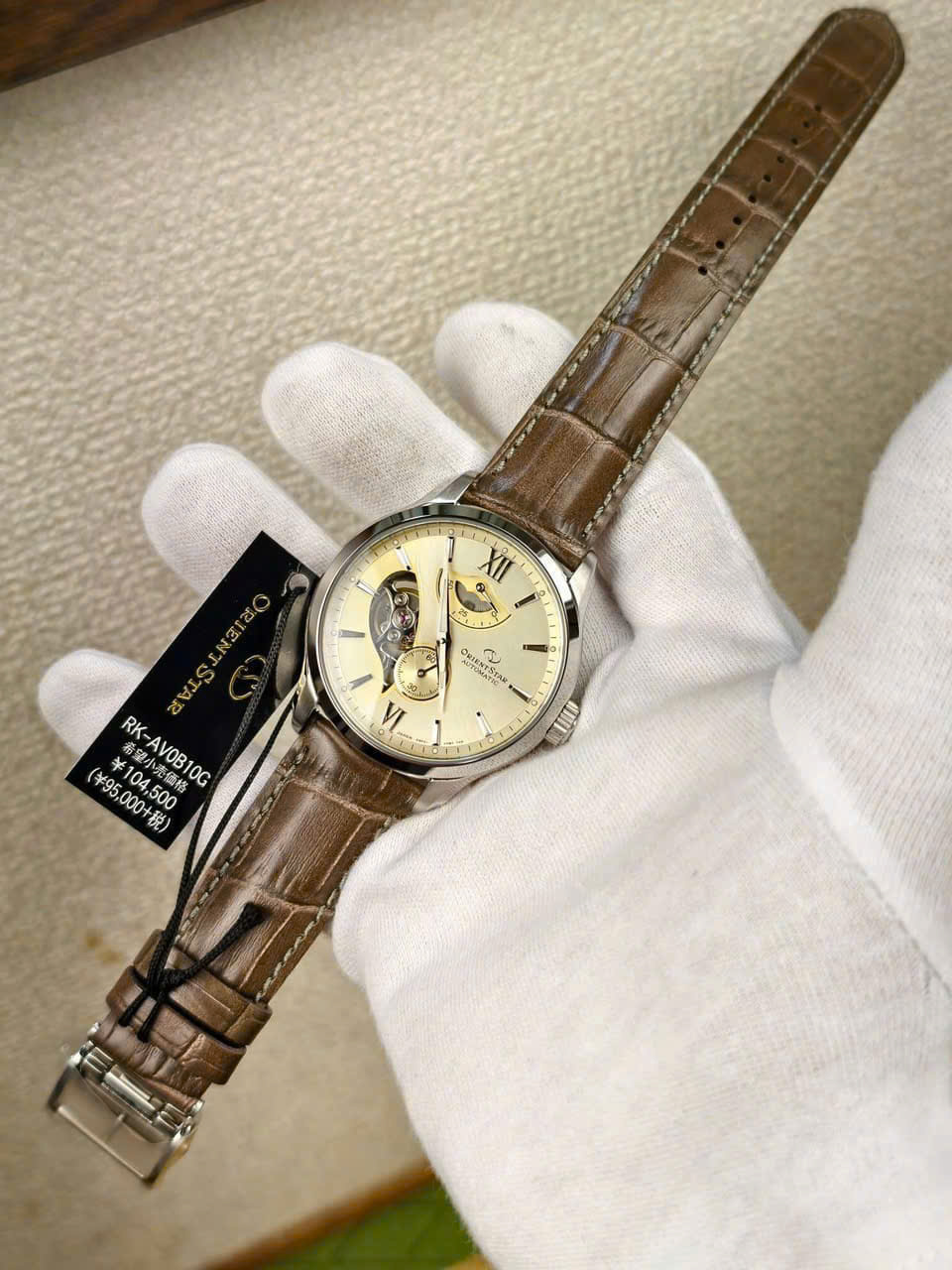 Đồng hồ Orient Star Layer RE-AV0B10G00B (RK-AV0B10G) – Tuyệt tác Automatic dial vàng champagne mới 