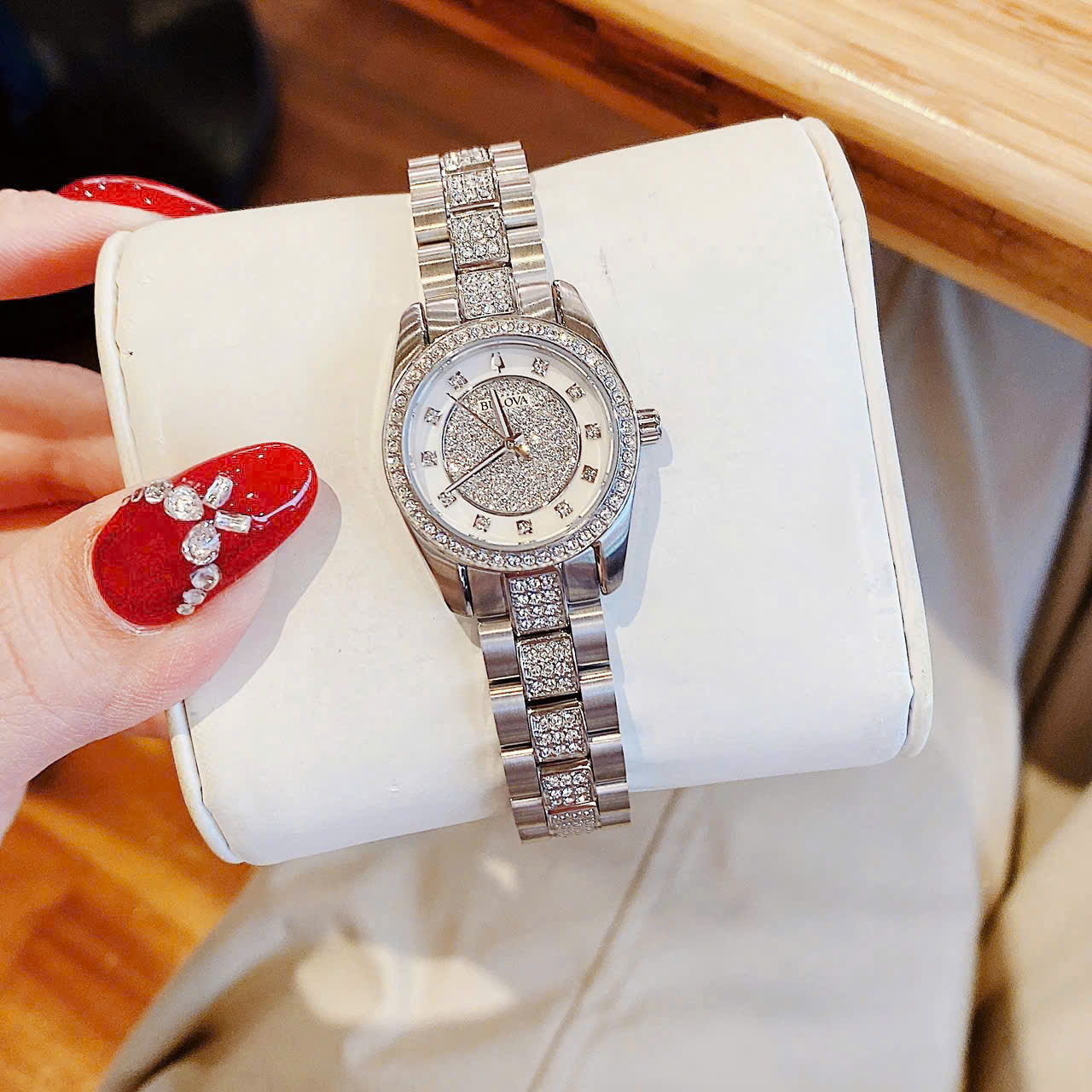 ĐỒNG HỒ CẶP ĐÔI BULOVA – THỂ THAO NAM TÍNH & ĐIỆU ĐÀ NỮ TÍNH | Đồng hồ Bulova 96A267 | Bulova 96L253 Crystal Ladies