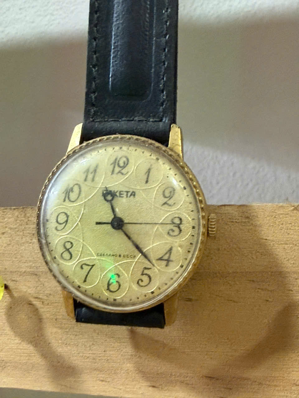 +65 Mẫu Đồng Hồ Nga Liên Xô Nổi Tiếng: Poljot, Raketa, Vostok, Luch, Slava, Pobeda