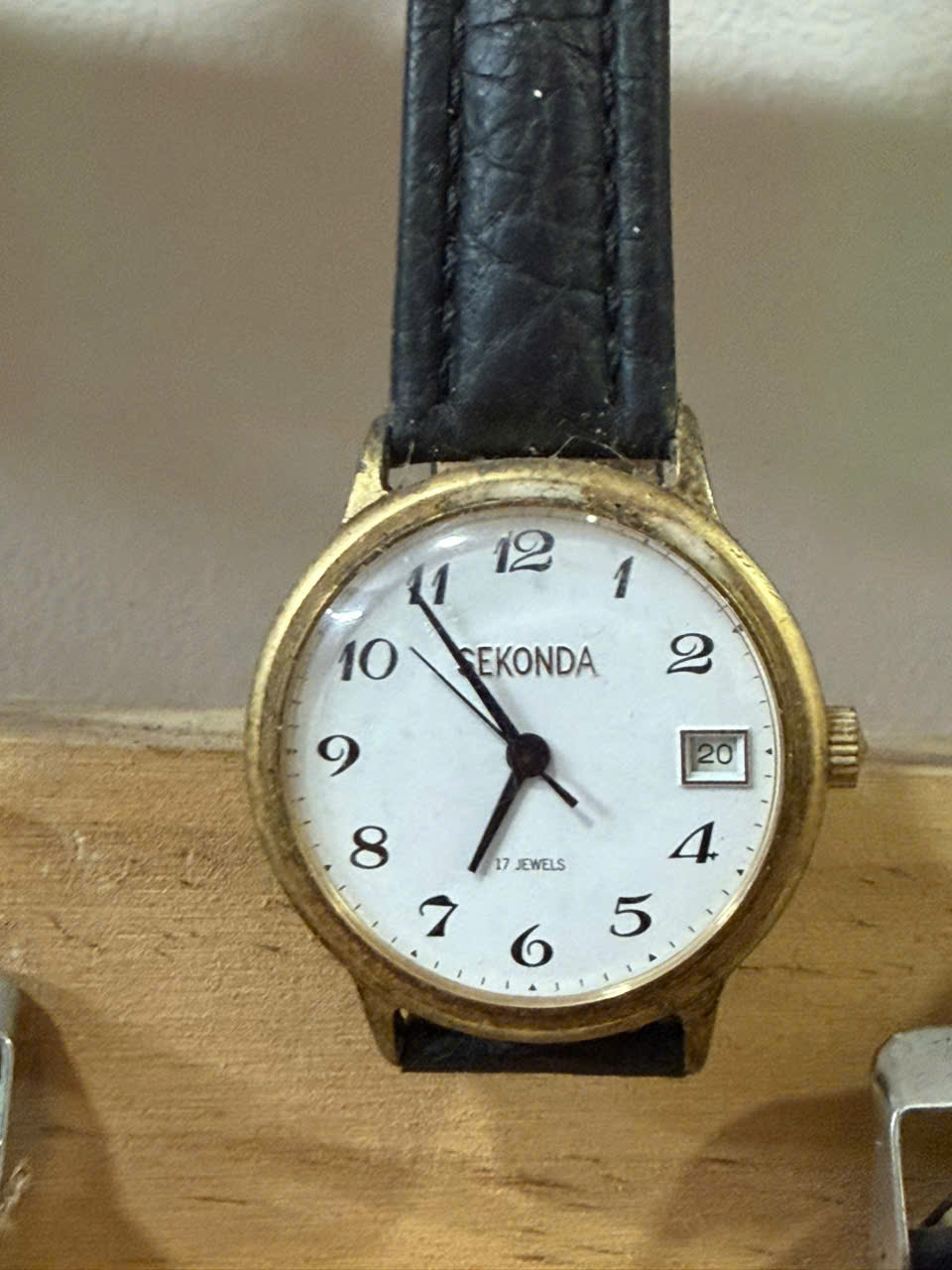 +65 Mẫu Đồng Hồ Nga Liên Xô Nổi Tiếng: Poljot, Raketa, Vostok, Luch, Slava, Pobeda