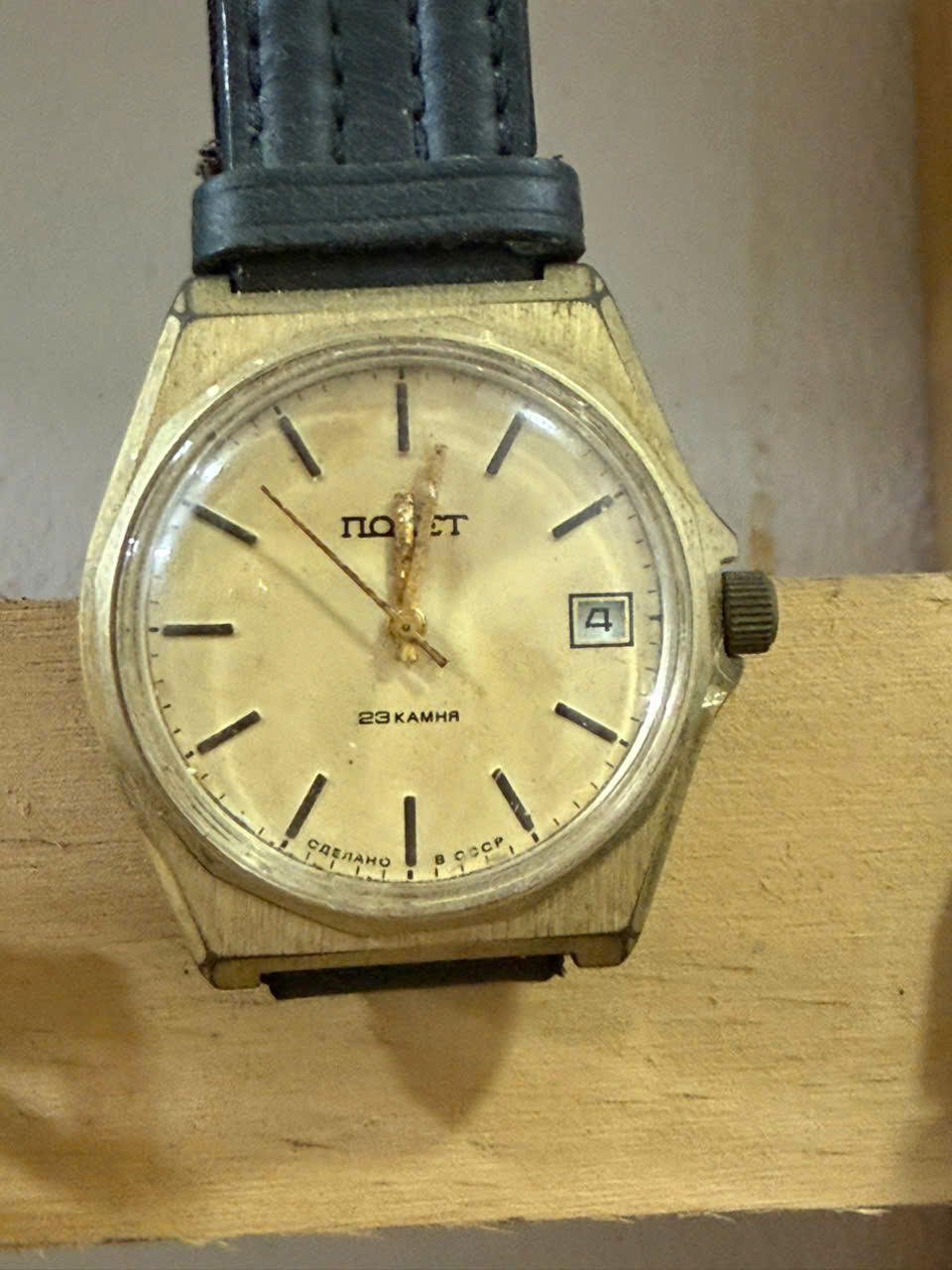 +65 Mẫu Đồng Hồ Nga Liên Xô Nổi Tiếng: Poljot, Raketa, Vostok, Luch, Slava, Pobeda