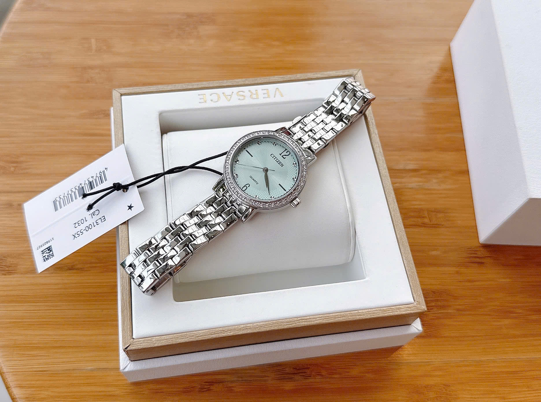 Citizen EL3100-55X – Nàng Thơ Mặt Xanh Dịu Dàng, Lung Linh Ánh Pha Lê