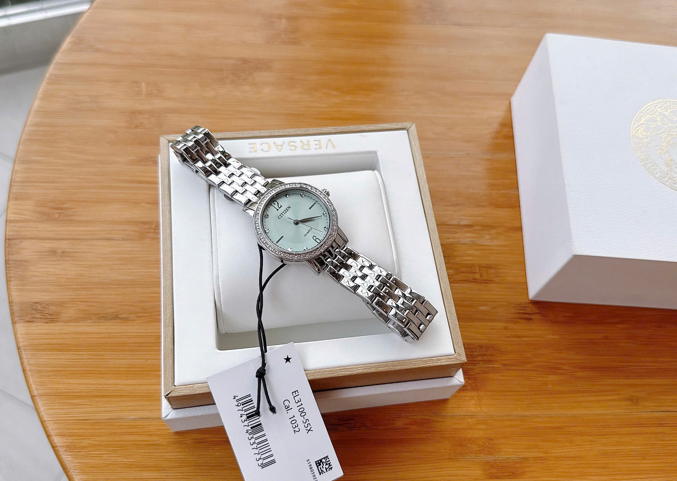 Citizen EL3100-55X – Nàng Thơ Mặt Xanh Dịu Dàng, Lung Linh Ánh Pha Lê