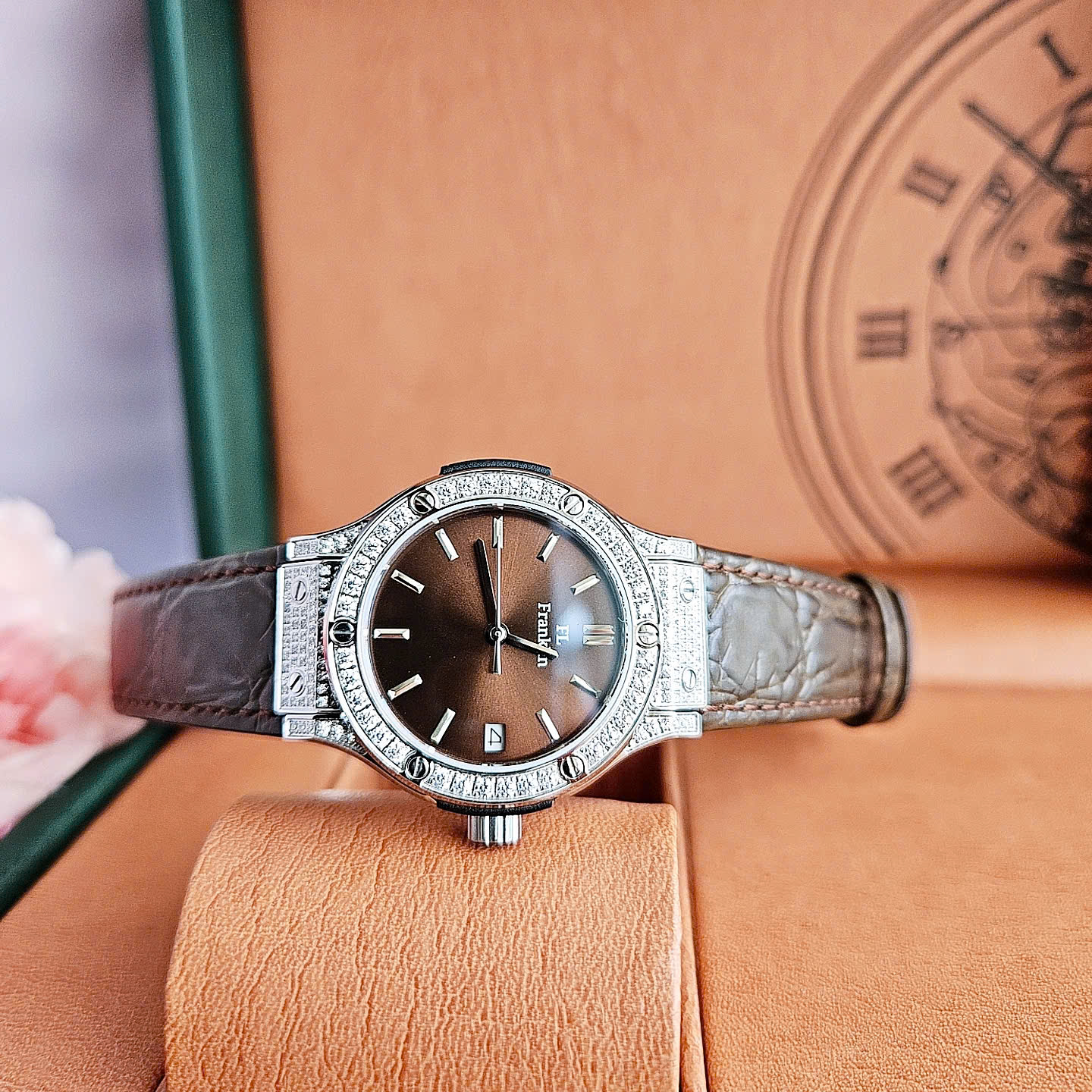 Đồng Hồ Franklin Bộ Sưu Tập Mới 2025 – Siêu Phẩm Tựa Hublot Mặt Khảm Trai Sang Trọng
