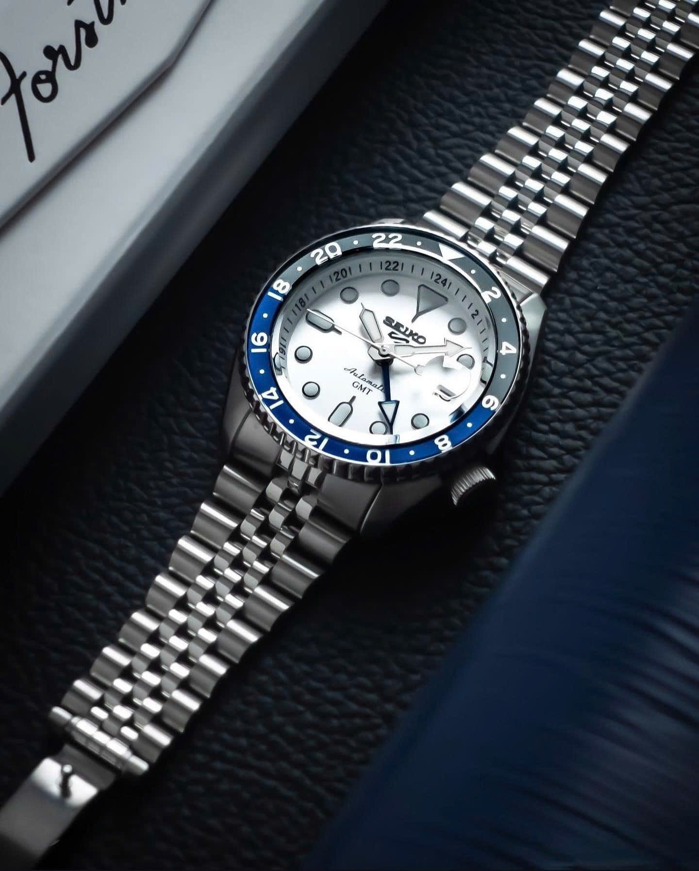 Đồng hồ Seiko Sport GMT SSK033K1 – Vượt Thời Gian, Khẳng Định Đẳng Cấp giá rẻ nhất thị trường