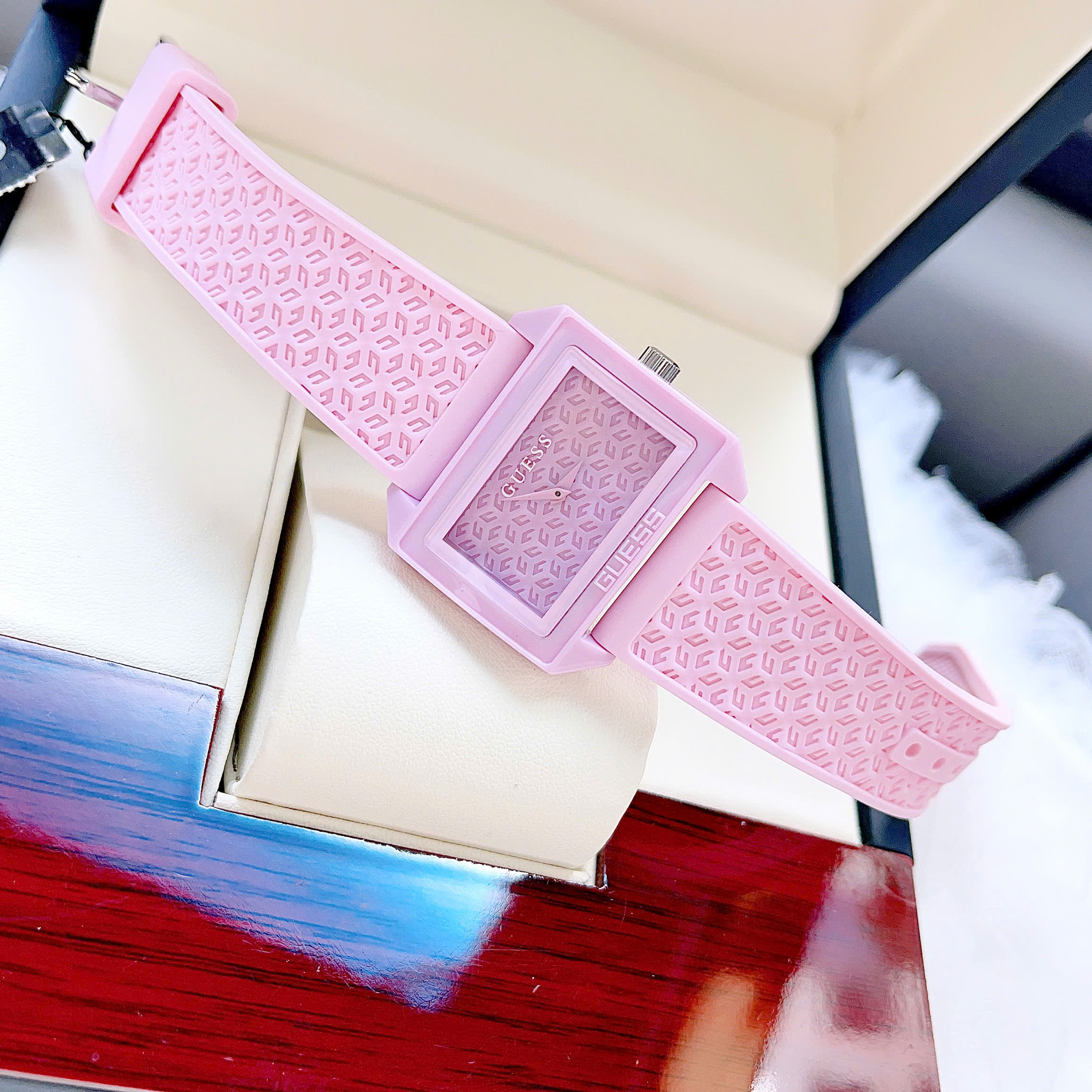 Đồng Hồ Guess GW0677L2 – Bộ Sưu Tập Mới 2025 Cực Kỳ Phong Cách