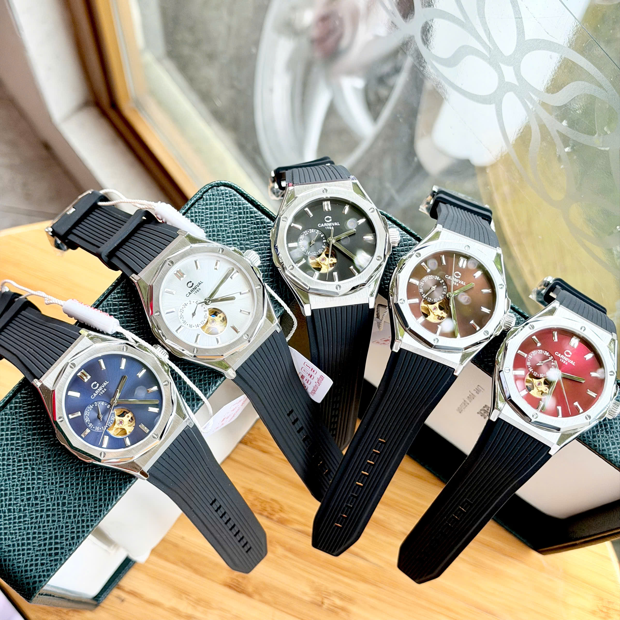 Đồng hồ Carnival 8189G Mới Nhất – Thiết Kế Sang Trọng, Đẳng Cấp Như Hublot Orlinski - Đủ màu