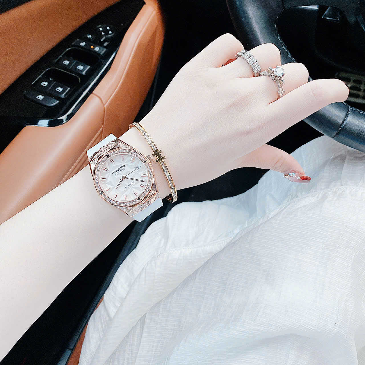 Đồng hồ Hanboro – Tác phẩm thời gian của nghệ thuật và phong cách hiện đại