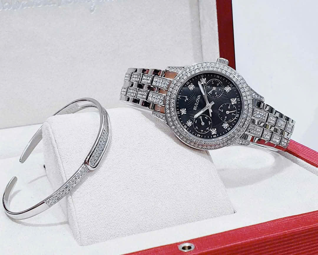 Bulova 96N110 – Tuyệt phẩm đồng hồ nữ đính đá sang trọng và tinh tế, vẻ đẹp vượt xa ảnh chụp