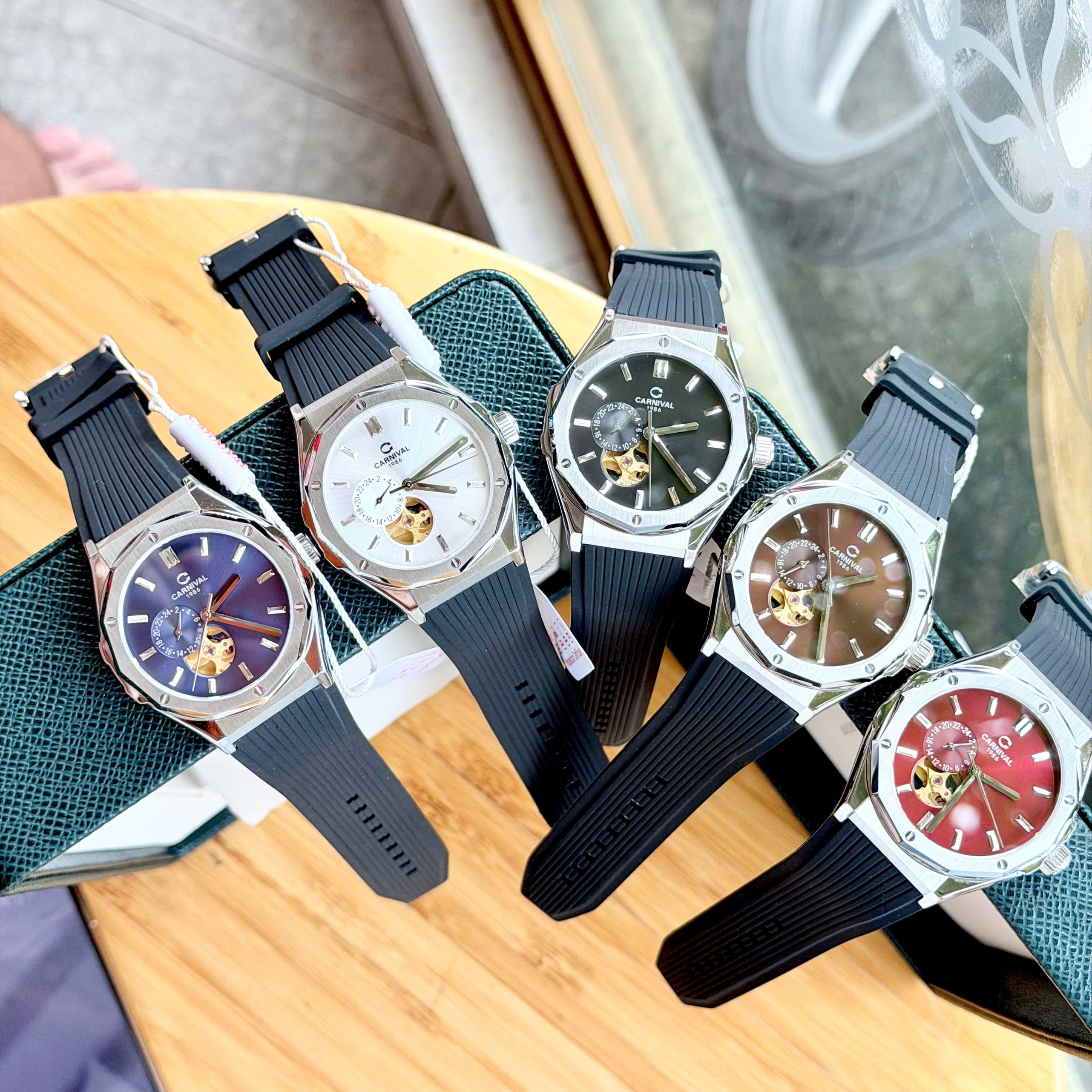 Đồng hồ Carnival 8189G Mới Nhất – Thiết Kế Sang Trọng, Đẳng Cấp Như Hublot Orlinski - Đủ màu