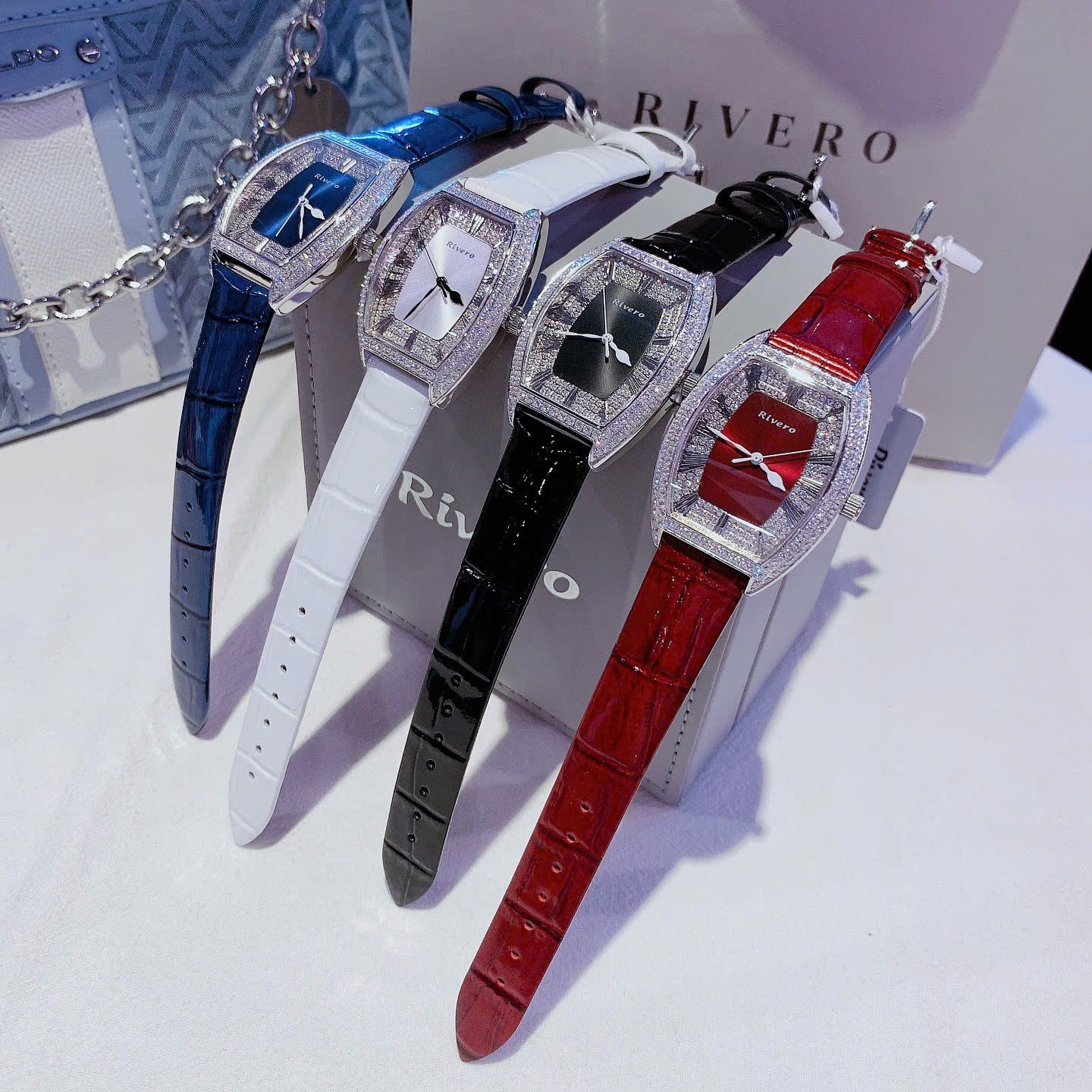 Đồng hồ Rivero R9007 – Tuyên ngôn cá tính mở đầu xu hướng thời trang SHINE 2025 rẻ nhất thị trường