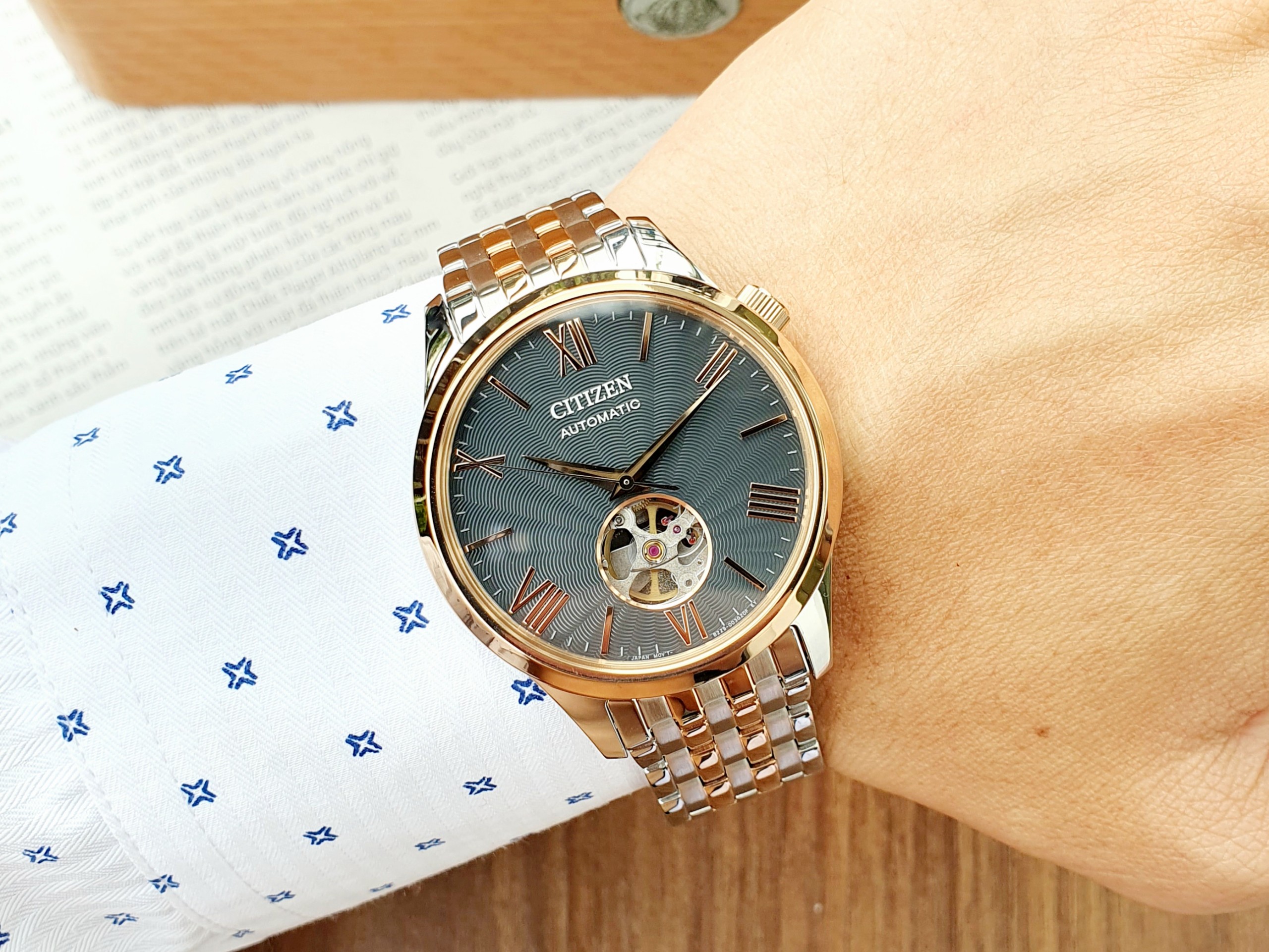 Đồng Hồ CITIZEN Automatic Open Heart NH9136-88H – Phiên Bản Lộ Tim Mới Nhất 2025