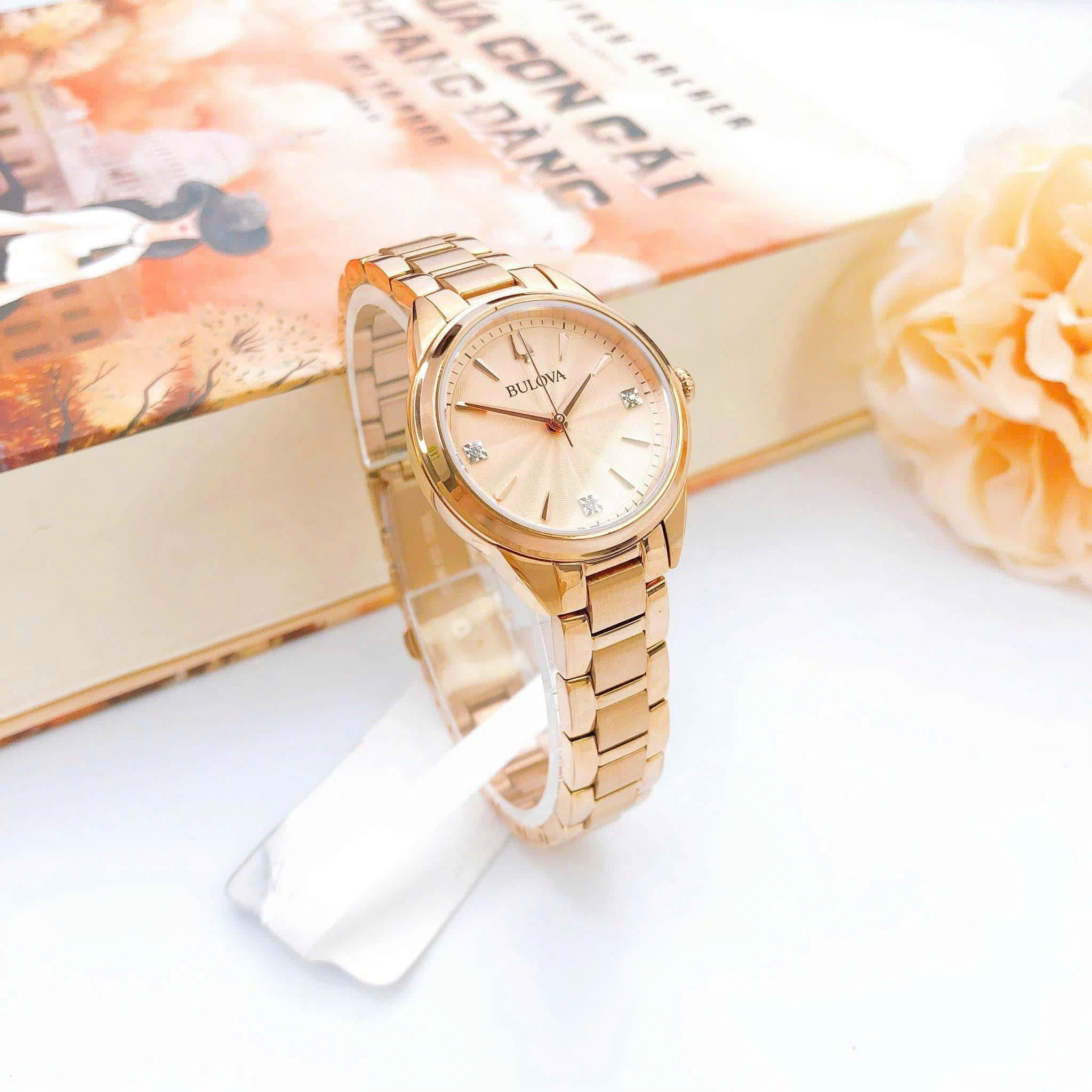 Đồng hồ Bulova 97P151 Rose Gold – Đính Kim Cương Swarovski Lấp Lánh