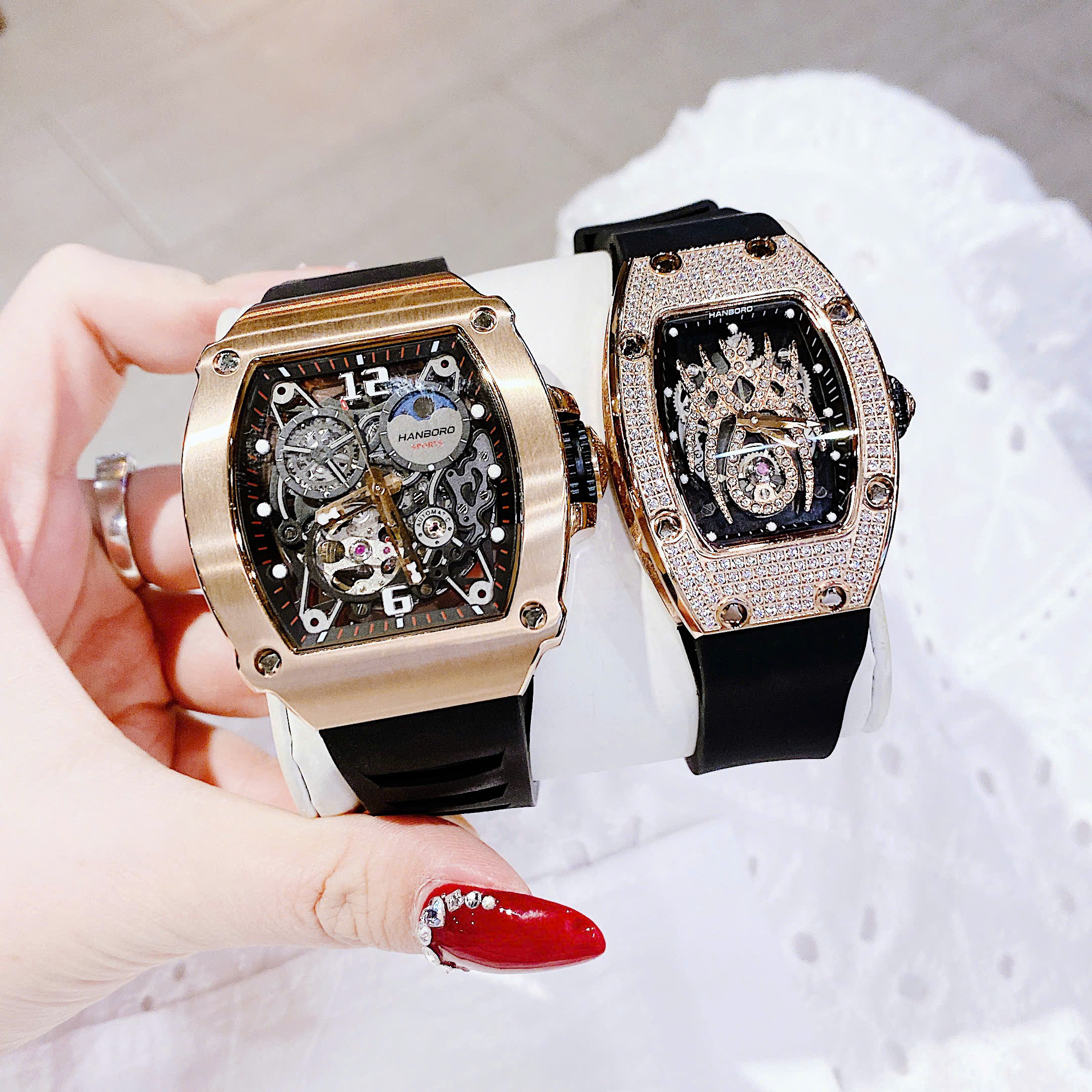 Đồng hồ đôi HANBORO BY HUBOLER – Cặp đôi đồng hồ nội địa nổi bật và được chú ý nhất năm nay