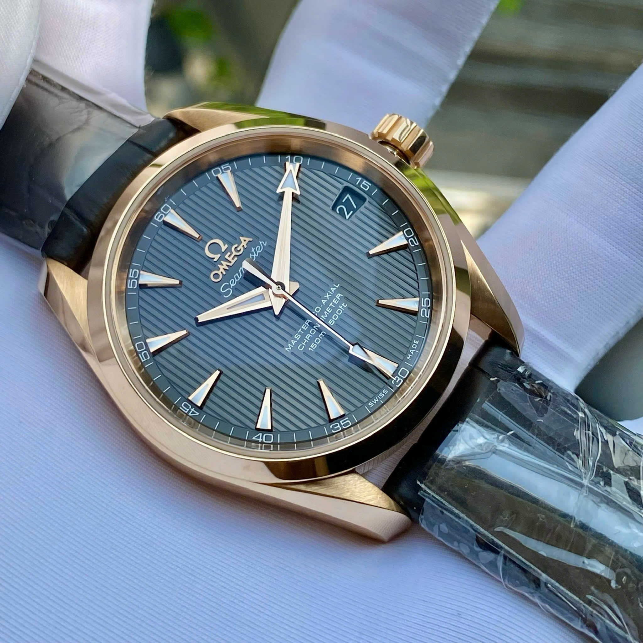 Đồng hồ Omega Aqua Terra 18k Rose Gold 38.5mm – Đỉnh Cao Sang Trọng và Hiếm Có