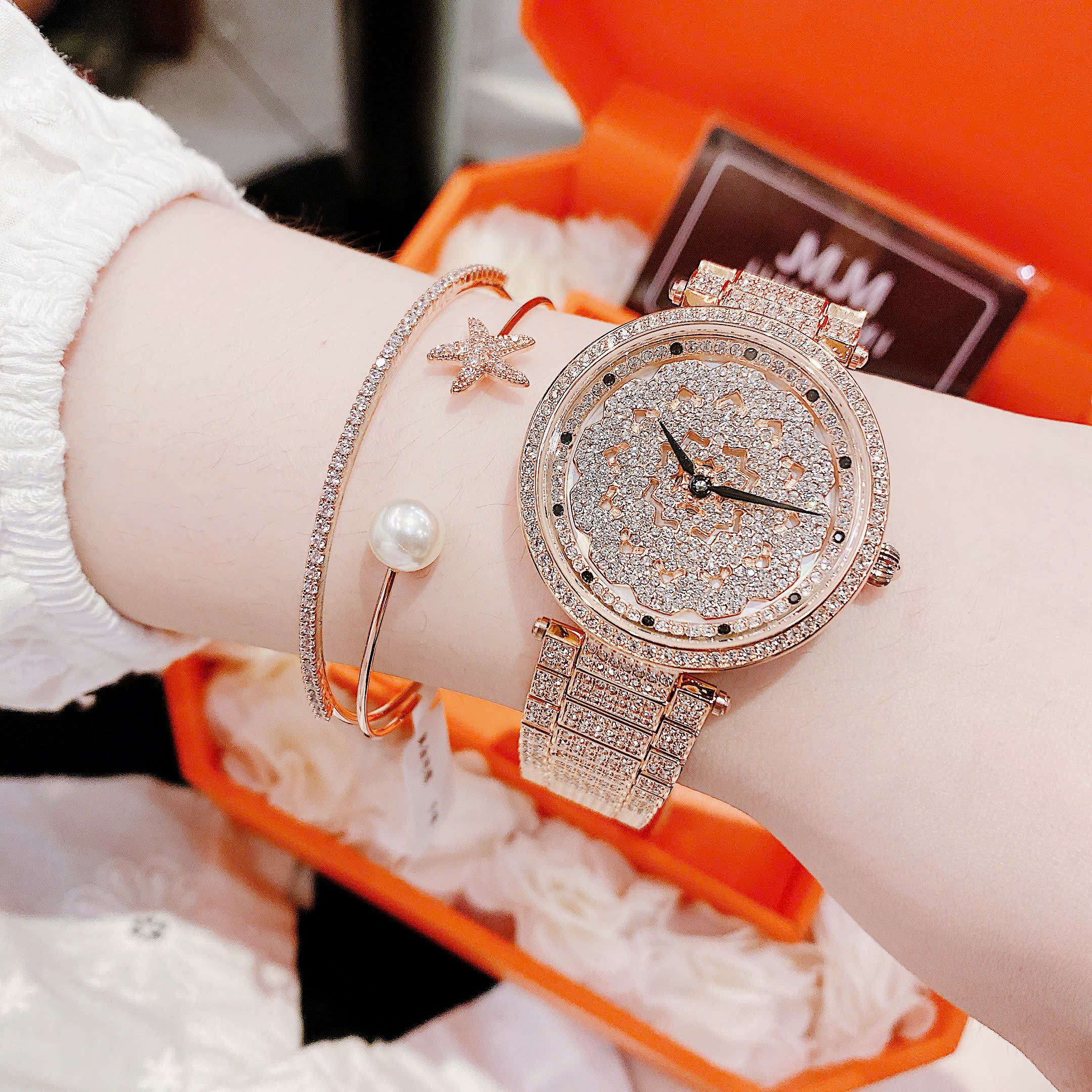Đồng Hồ Nữ JIMI JIMI 86003 – Thiết Kế Hoa Hồng Xoay Độc Đáo, Nổi Bật Mọi Ánh Nhìn