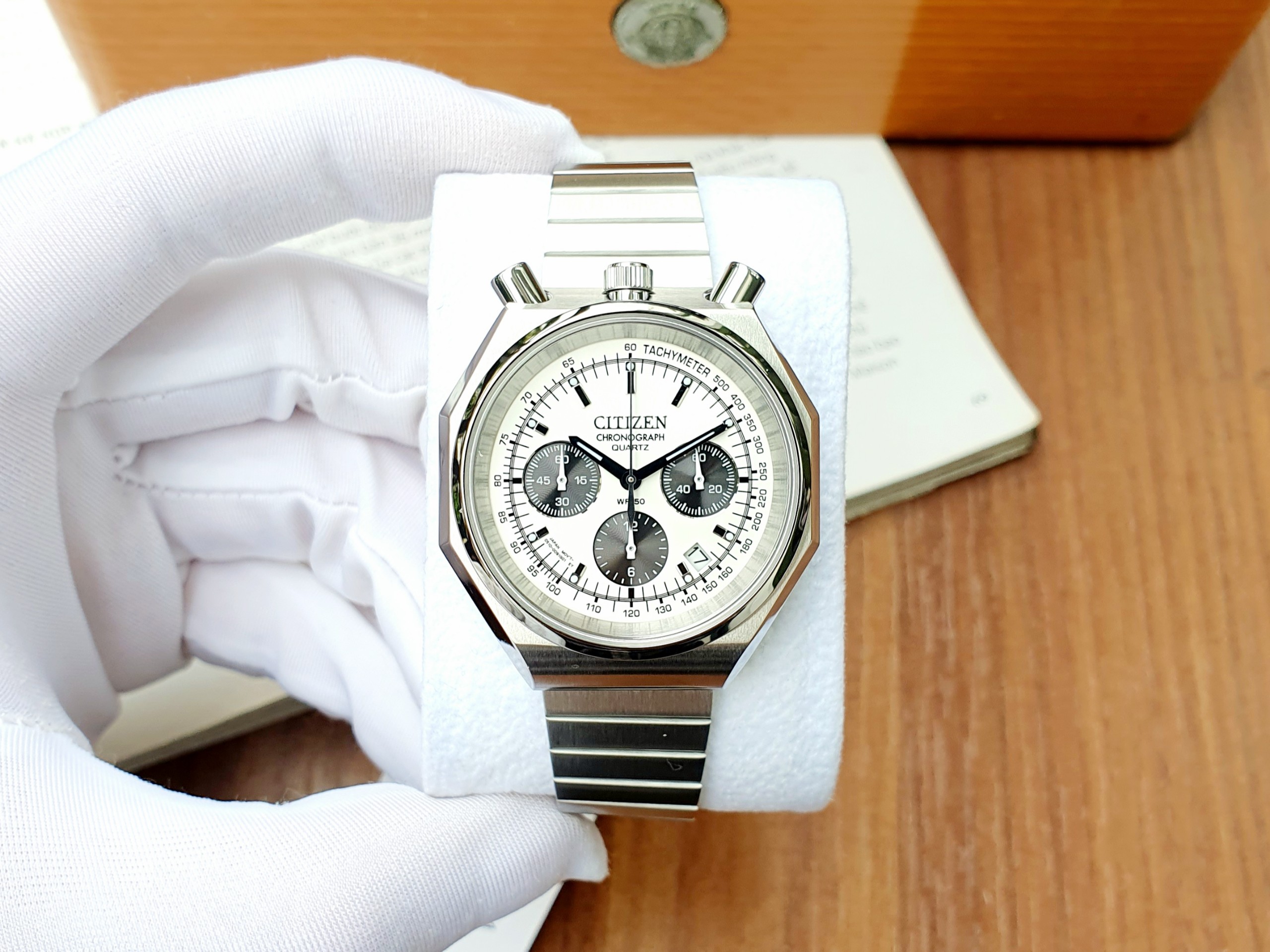 Citizen Tsuno Chronograph AN3700-54A – Siêu Phẩm Độc Lạ Tái Hiện Vẻ Đẹp Của Đồng Hồ Quả Lắc