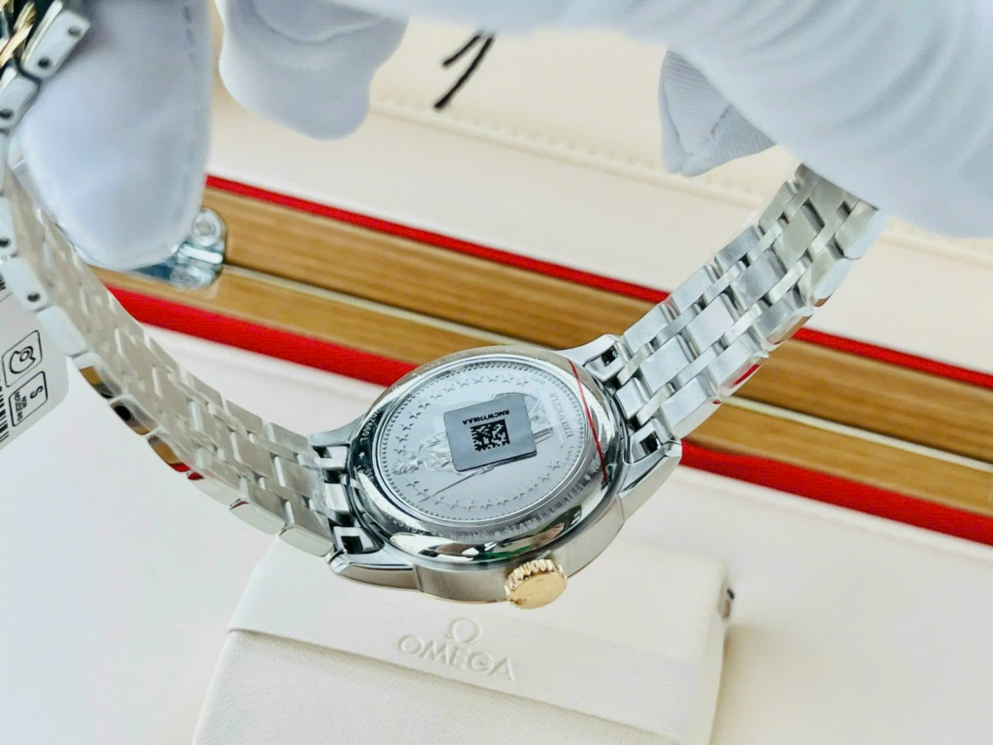 Đồng Hồ Tissot Chemin Des Tourelles Helvetic Pride Special Edition – Cặp Đôi Đẳng Cấp Với Thiết Kế Lịch Sử Tinh Tế