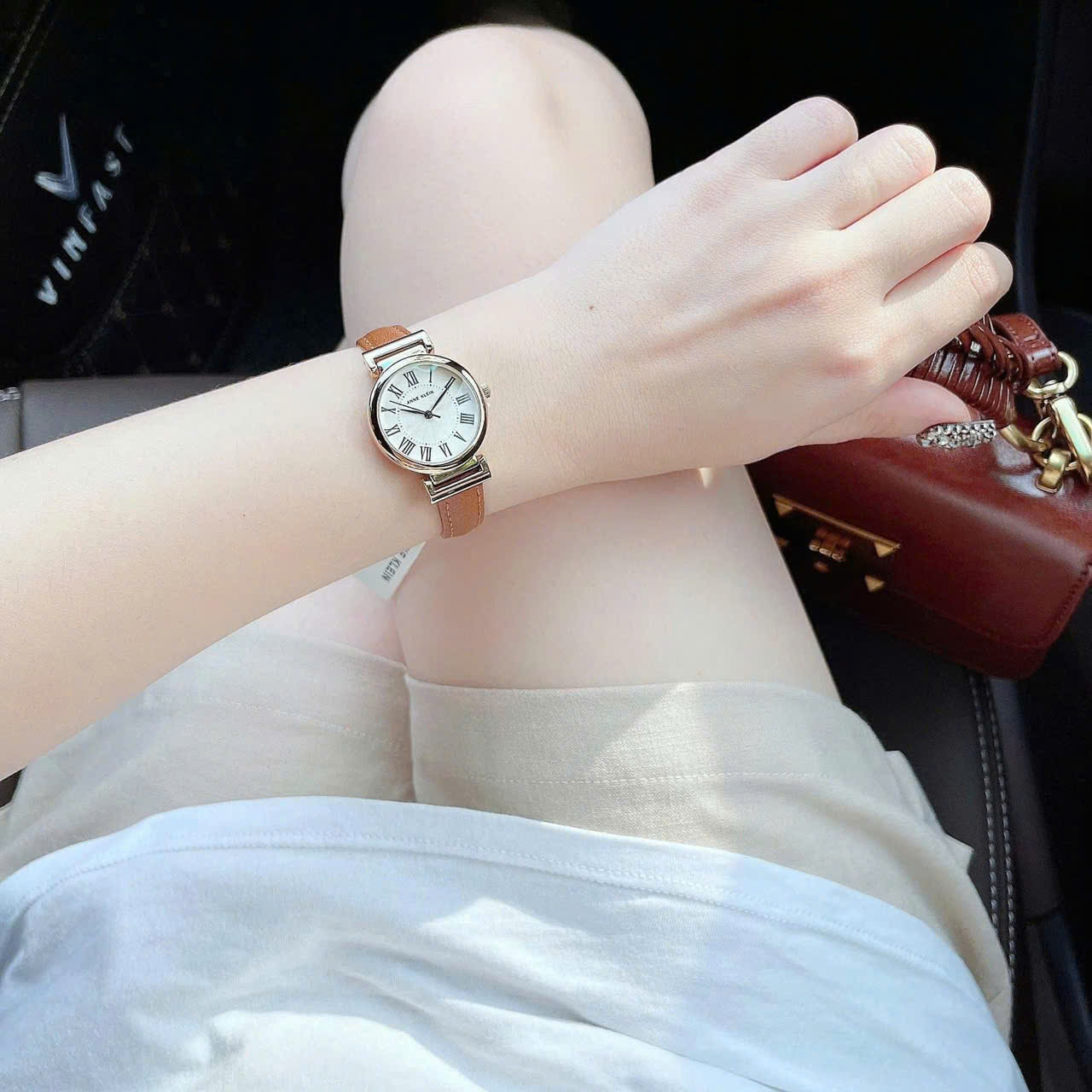Đồng Hồ Anne Klein Gold-Tone And Honey Leather Strap Ladies Watch AK/2246CRHY Màu Trắng Vàng