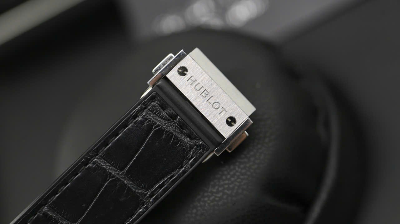 Hublot Classic Fusion Chronograph Black 42mm – Lướt Fullset 2021