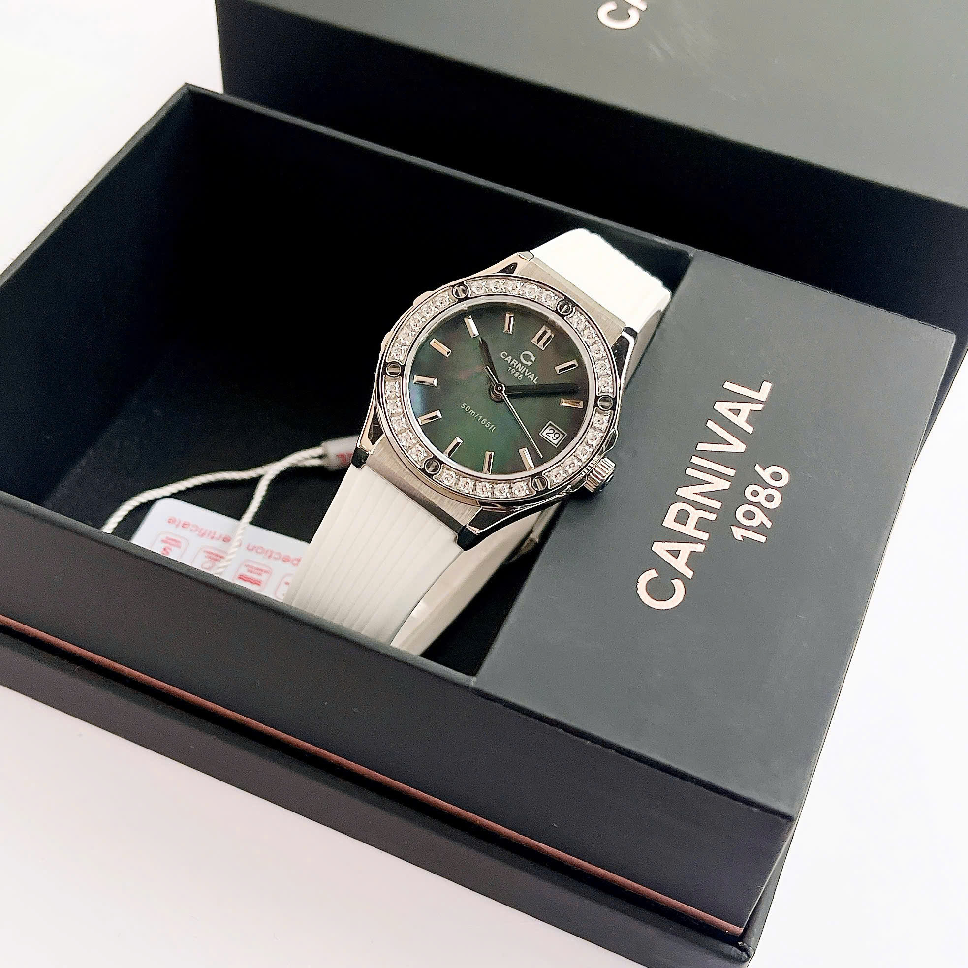 Đồng hồ Carnival 8168L2-VT-DCS-DK1 – Sang trọng, trẻ trung và hiện đại