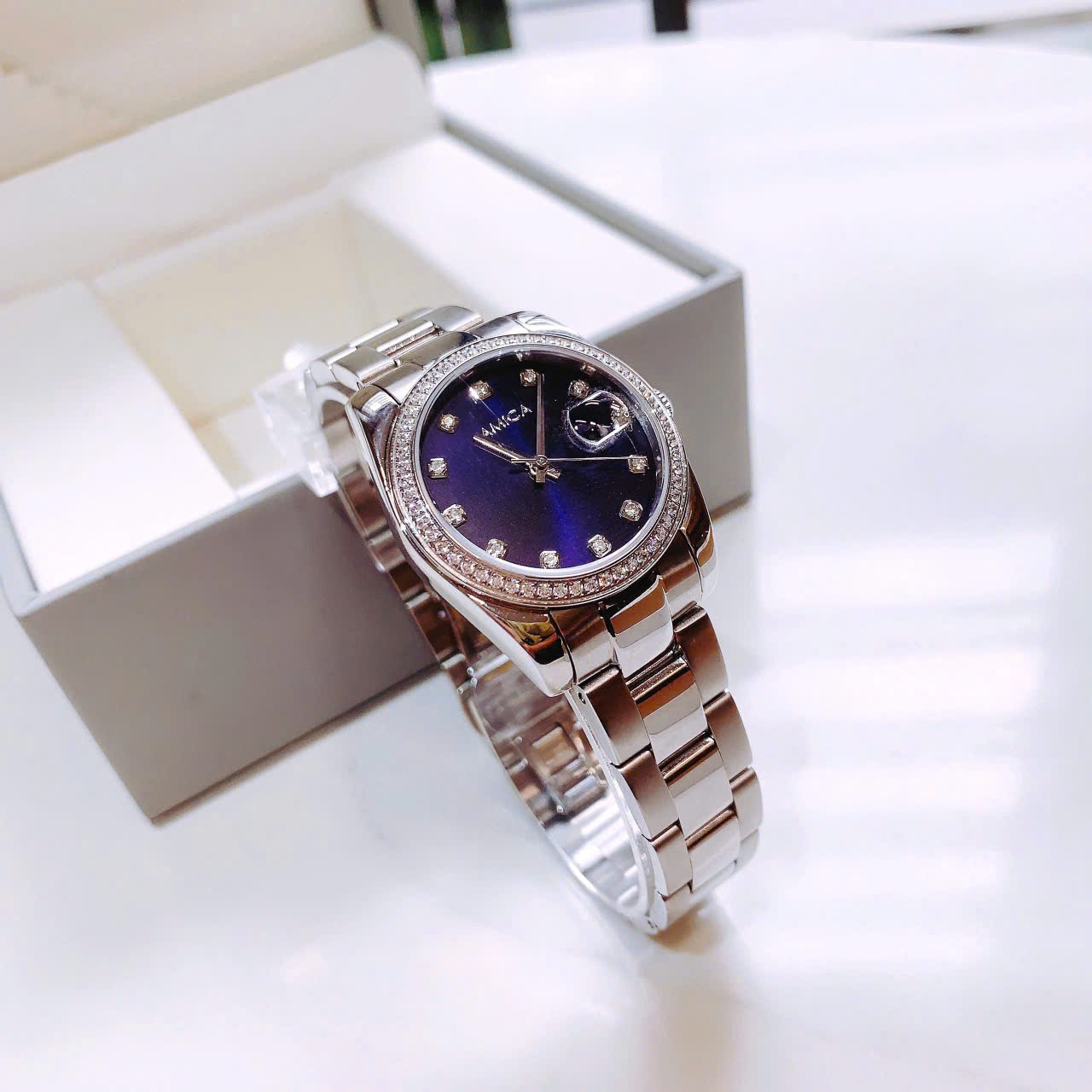 Đồng hồ AMICA MICA 059 – “Tiểu Rolex” Sang Trọng, Đẳng Cấp Cho Cổ Tay Châu Á