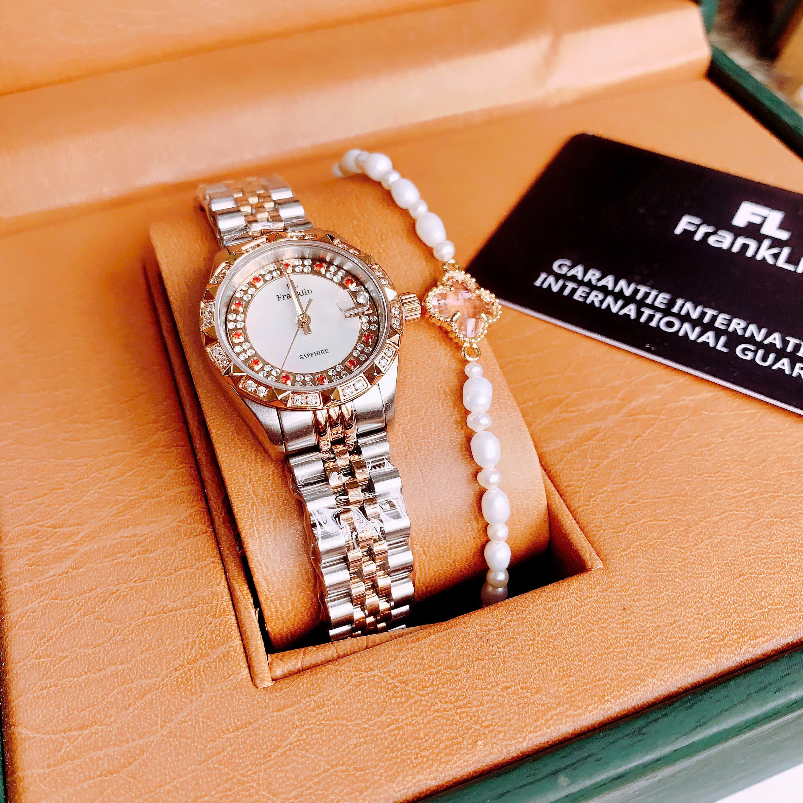 Đồng hồ Franklin FL8686 – BTS Ruby mới, nàng “tiểu Rolex” siêu xinh xắn