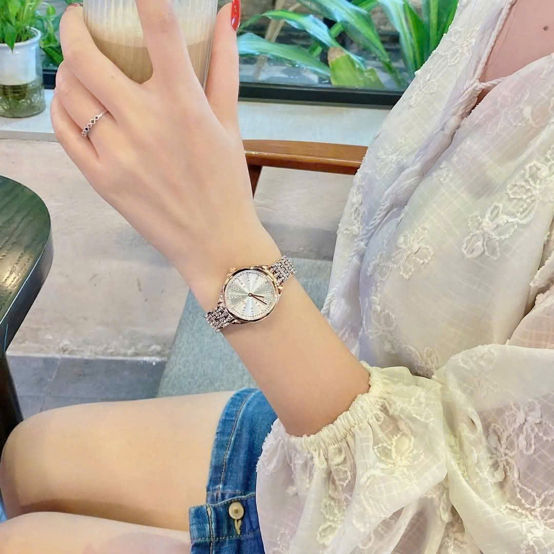 Đồng Hồ Nữ SWAROVSKI Attract 5610487 – Vẻ Đẹp Tinh Tế, Sang Trọng Và Đầy Cuốn Hút