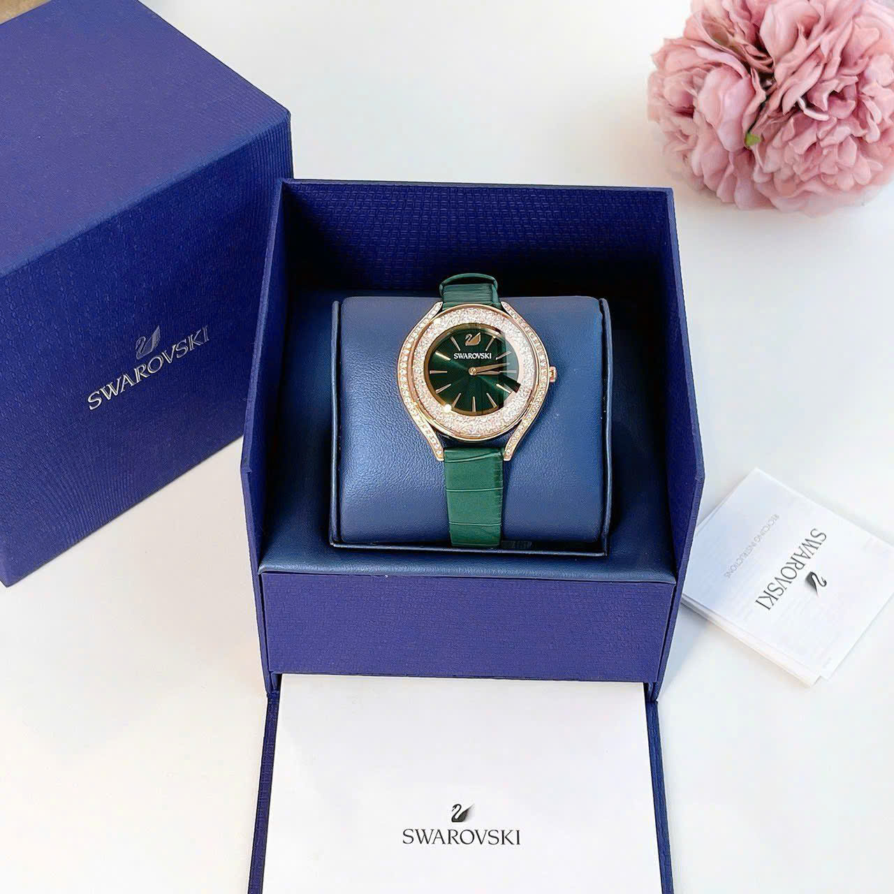 Đồng hồ Swarovski 5644078 Crystalline Aura Green Watch – Đỉnh cao sang trọng trong BST Crystalline Aura