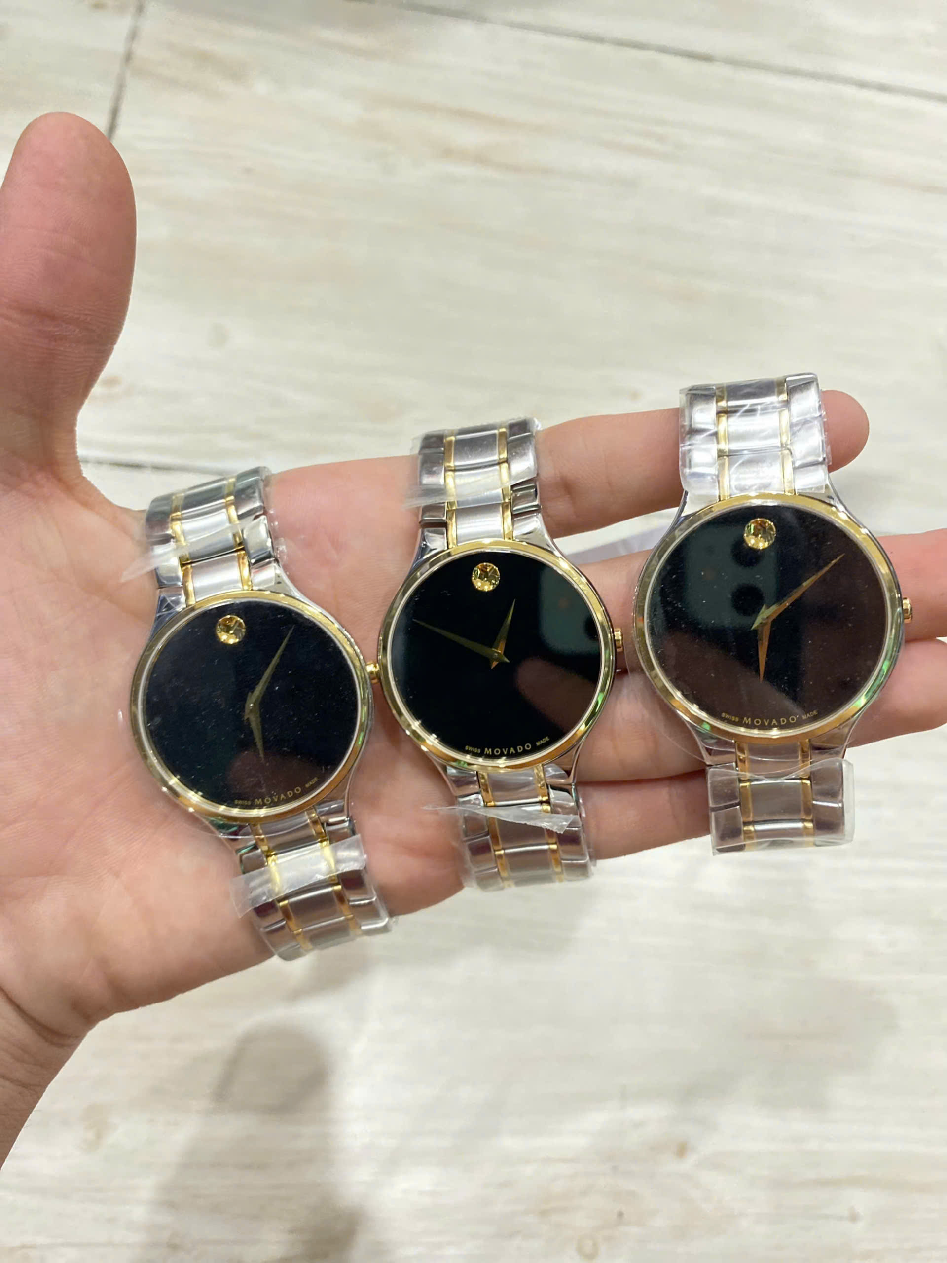 Đồng Hồ Chính Hãng Từ Thụy Sĩ, Nhật Bản, Ý và Mỹ Đã Có Mặt Tại Vũ Anh Watch – Giá Sốc Cho Sỉ Lẻ