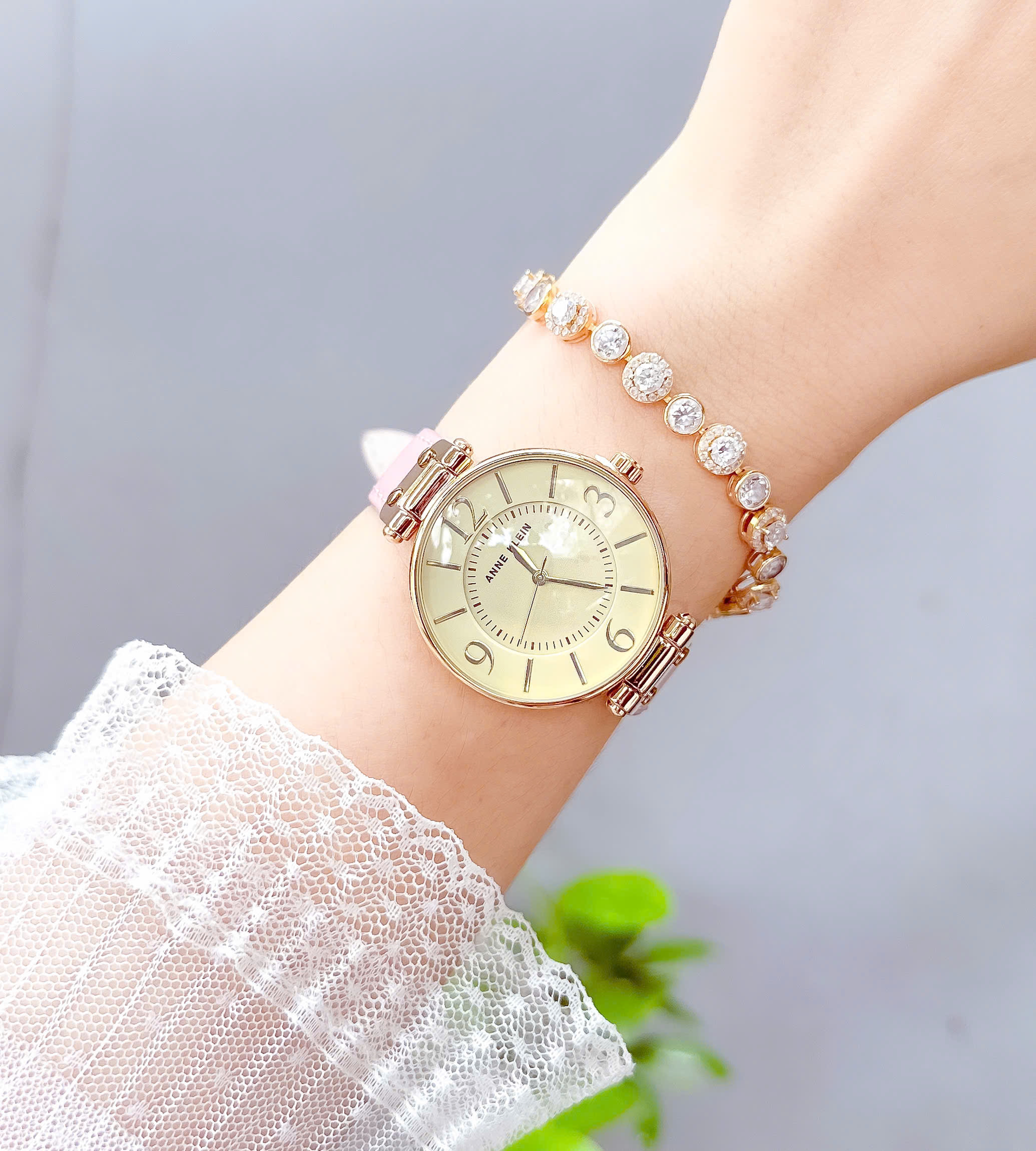Đồng Hồ Nữ Anne Klein AK/2210BMRG – Sang Trọng, Thời Thượng, Nữ Tính