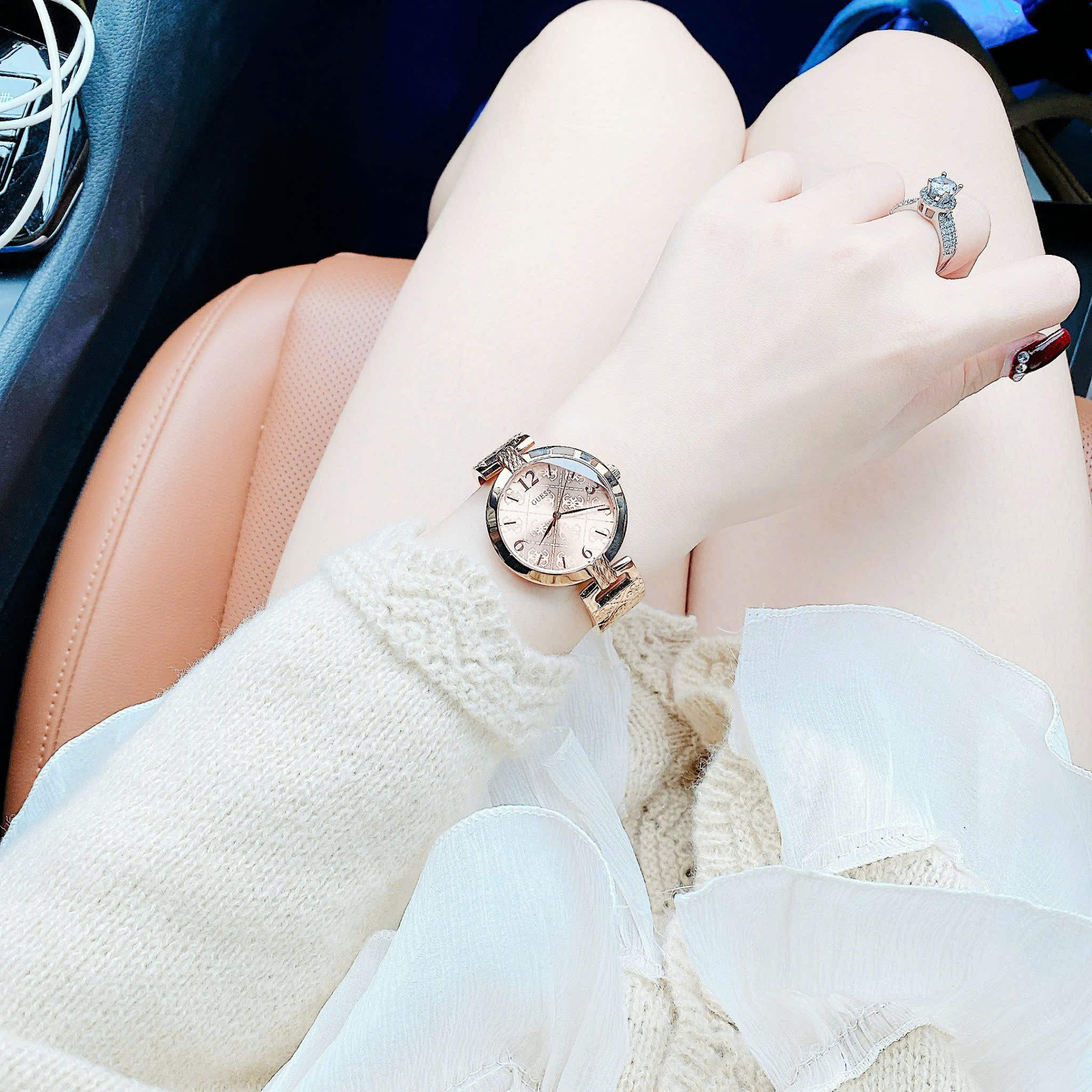Đồng hồ nữ GUESS Women's G Luxe Gold Plated U1228L3 – Vẻ đẹp thời thượng từ phong cách châu Âu