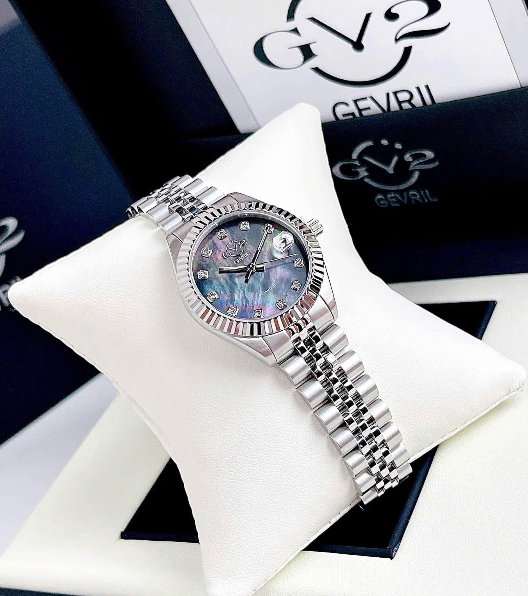 Tuyệt Phẩm Rolex GV2 Naples – Phiên Bản Giới Hạn Đầy Quyến Rũ Dành Cho Phái Đẹp