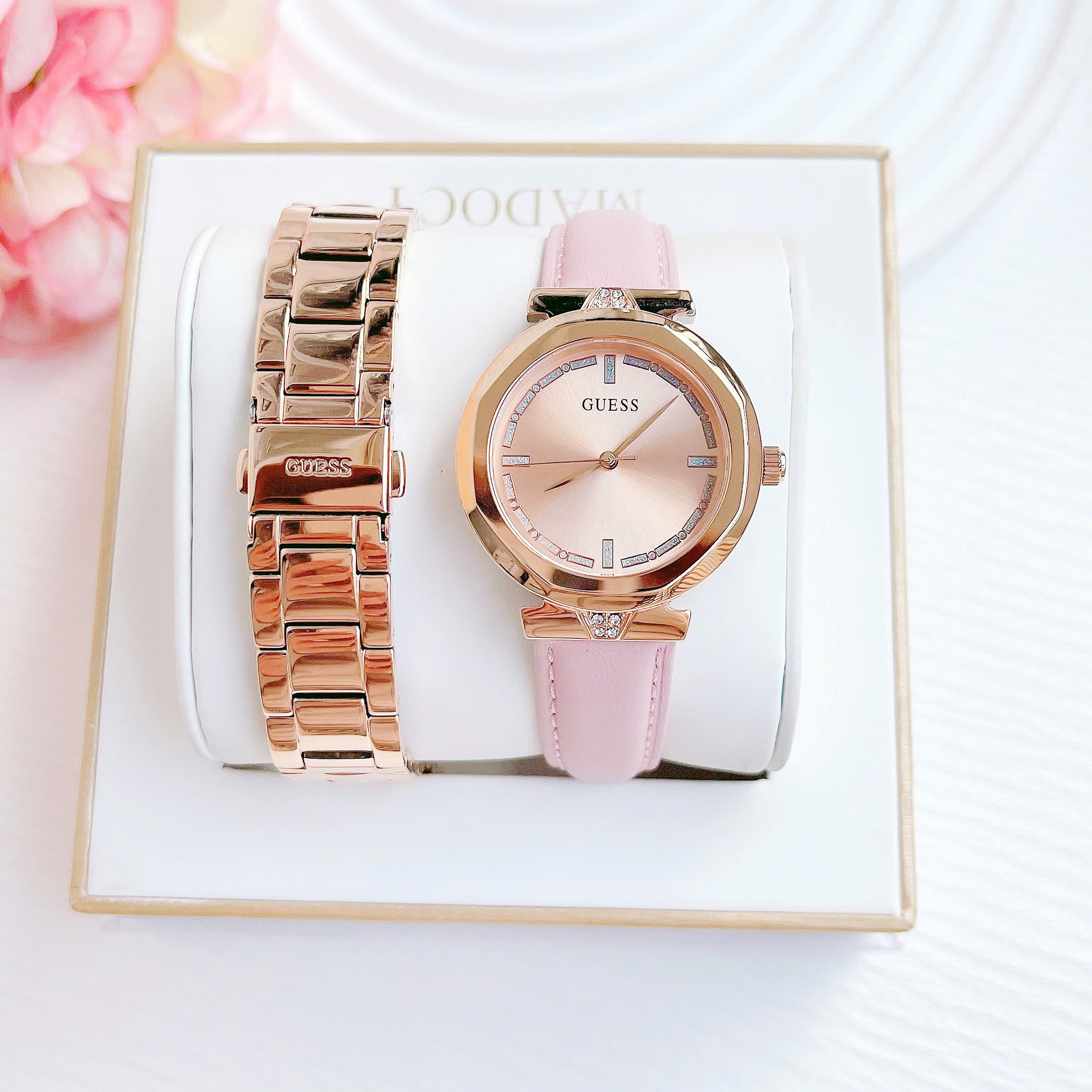 Đồng Hồ Guess GW0613L3 Rumour Crystals 2025 – Phiên Bản Mới Sang Chảnh, Lung Linh Hơn Cả Hình