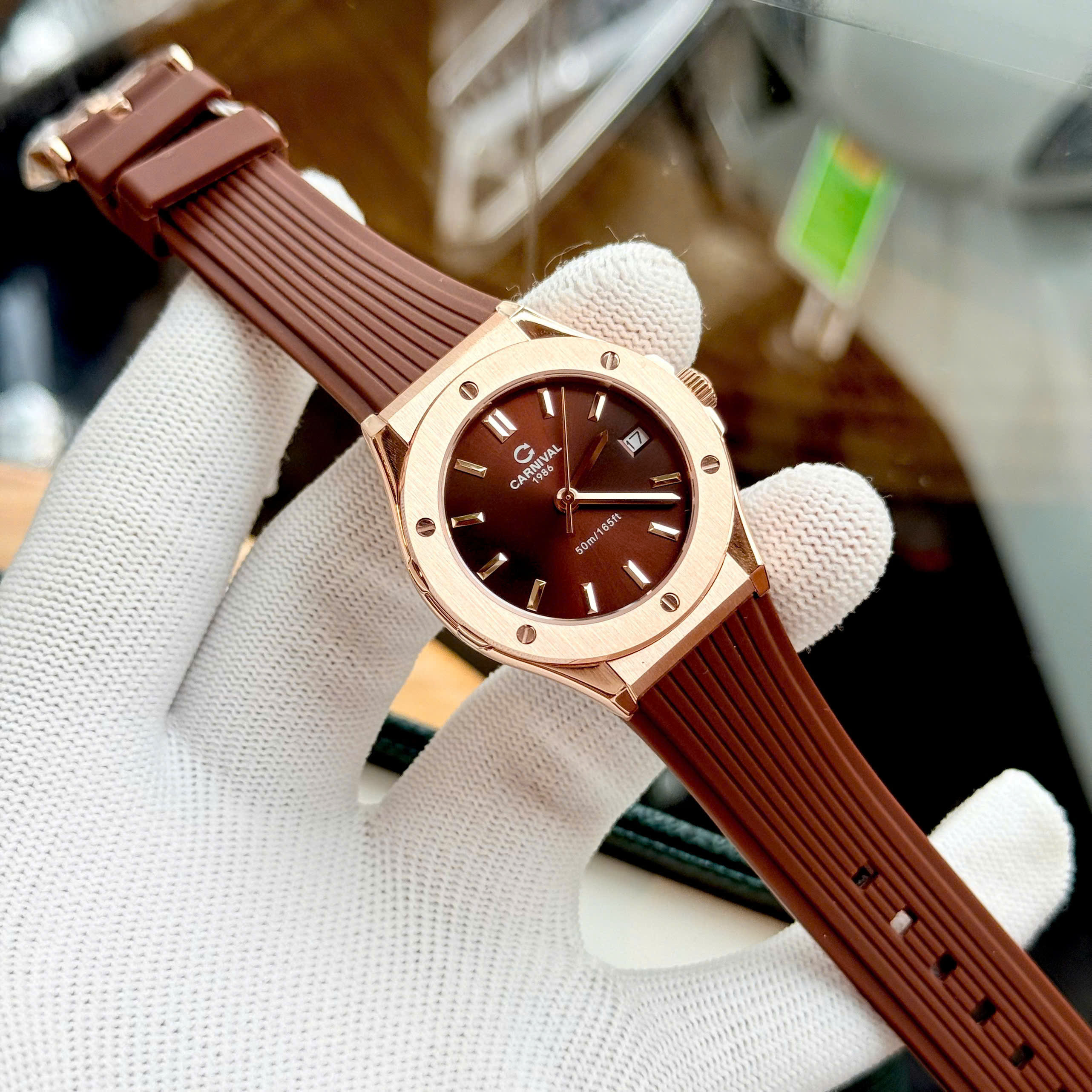 Đồng Hồ Carnival 8168L Nữ Size 32mm – Thiết Kế Hiện Đại, Tôn Lên Vẻ Đẹp Cổ Tay Phái Đẹp