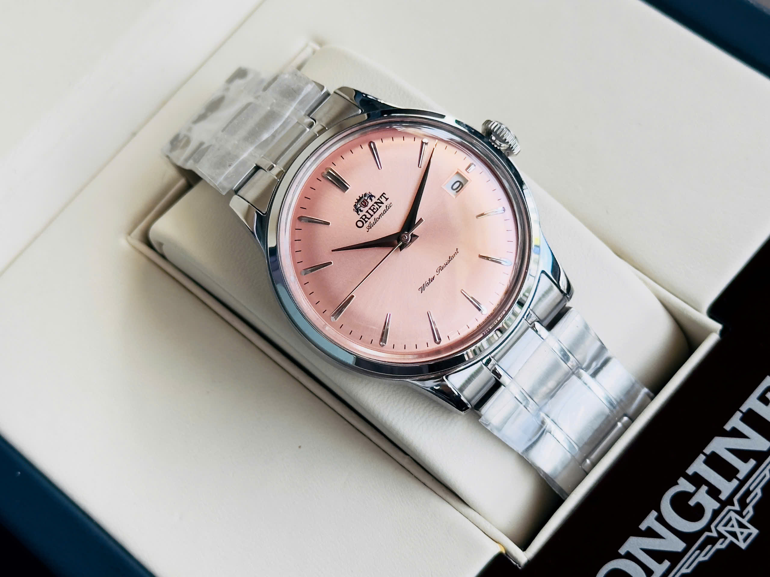 Đồng hồ Orient Bambino RA-AC0M11Y30B – Vẻ đẹp cổ điển dành cho cổ tay nhỏ