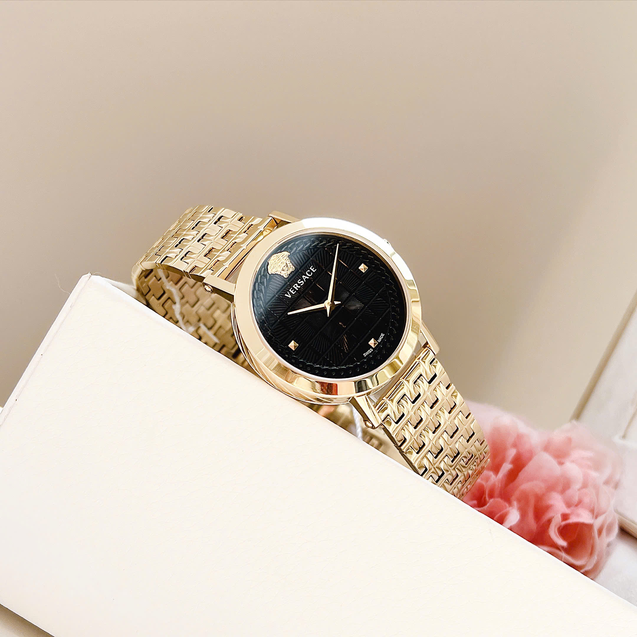 Đồng Hồ Versace Medusa Chain Watch For Lady – Vẻ Đẹp Đẳng Cấp Của Sự Tinh Tế