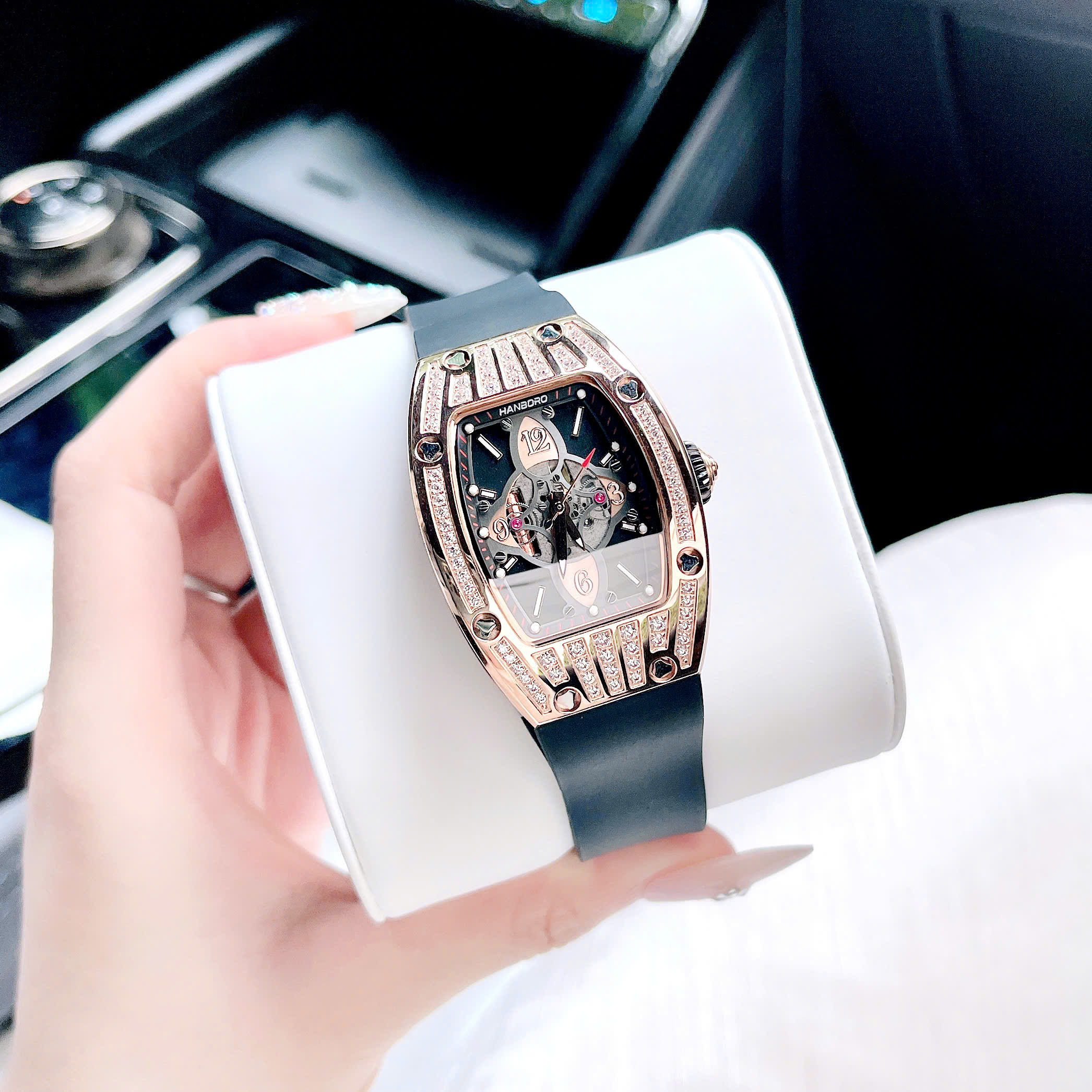 Đồng hồ Huboler by Hanboro 2025 – Biểu tượng thời trang siêu sang cho phái đẹp yêu phong cách cá tính