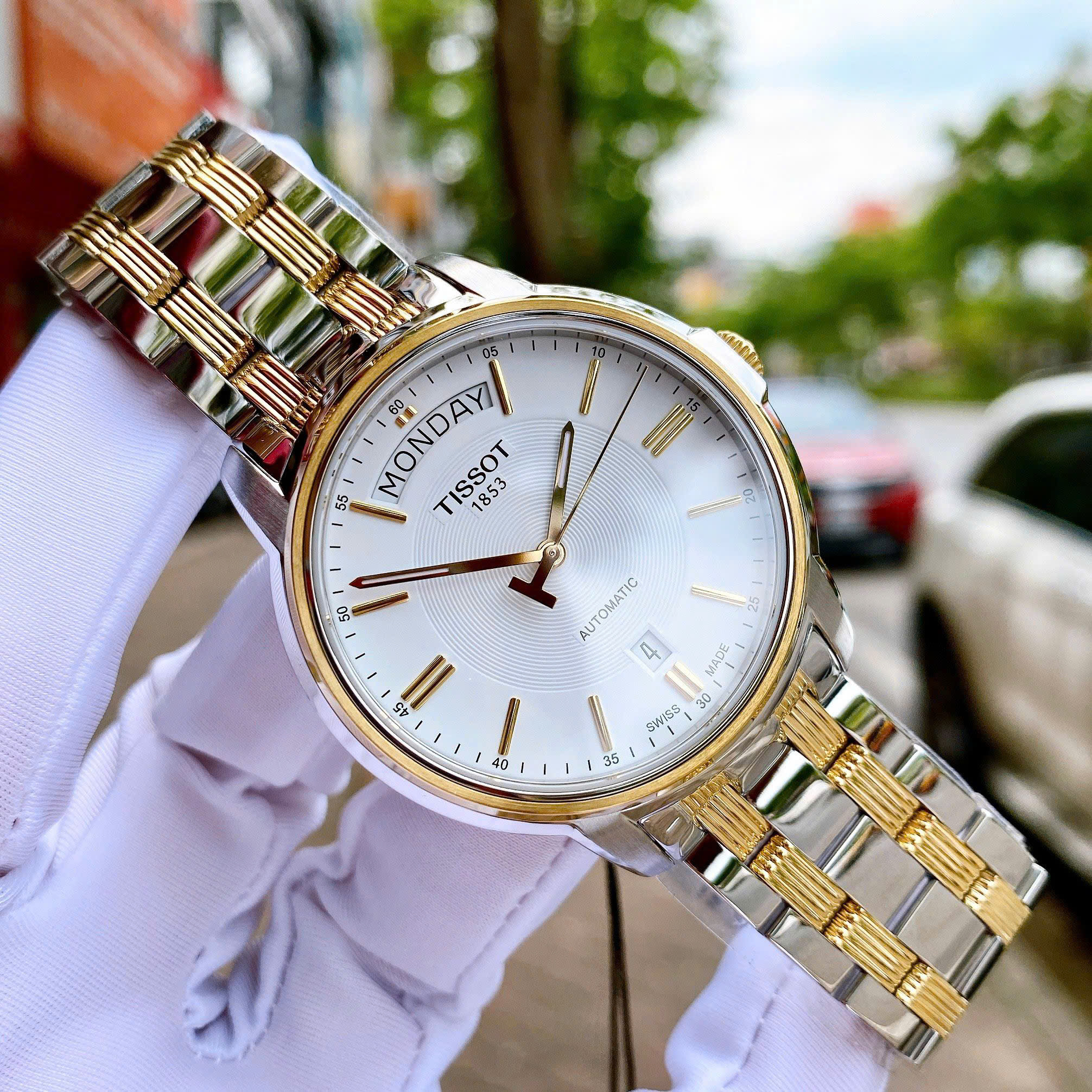 Tissot T-Classic Automatic III Day Date T065.930.22.031.00 – Vẻ Đẹp Cổ Điển, Cơ Khí Đỉnh Cao Từ Thụy Sĩ