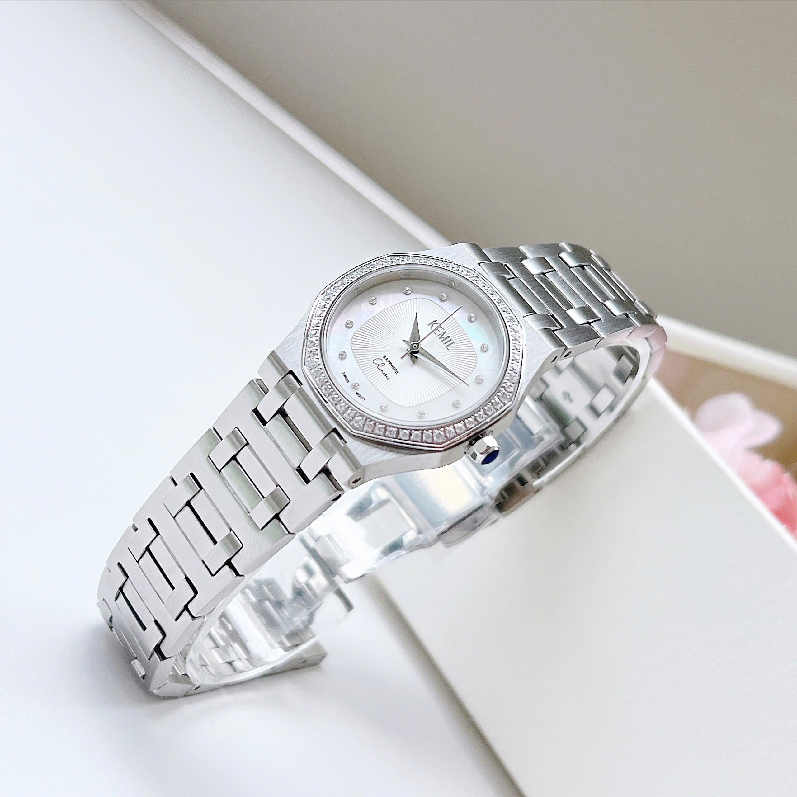Đồng Hồ KEMIL Melania New SS 2025 – Mẫu Đồng Hồ Sang Chảnh Không Thể Bỏ Lỡ Cho Các Quý Cô