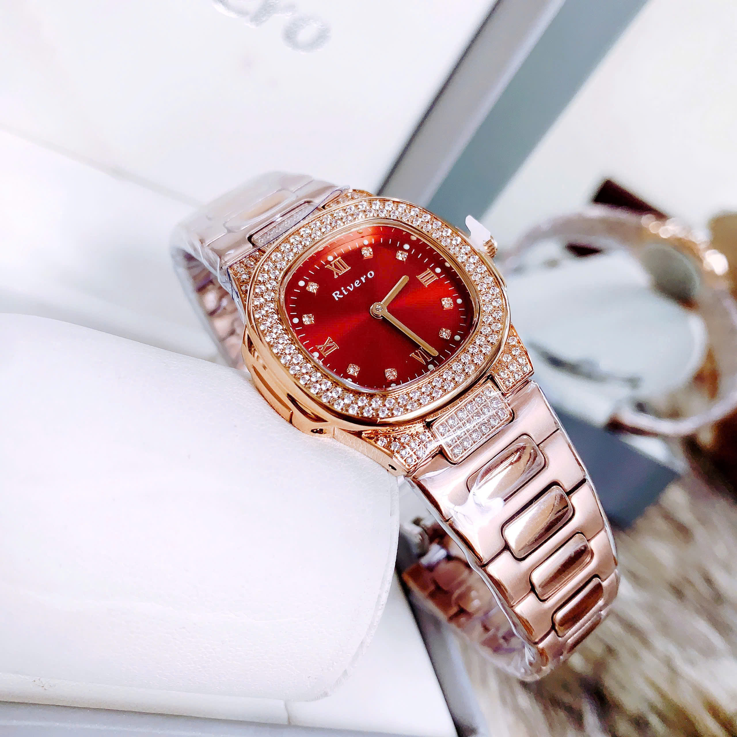 New Collection RIVERO 2025 – Đồng Hồ RIVERO R88602 Sang Trọng và Đẳng Cấp