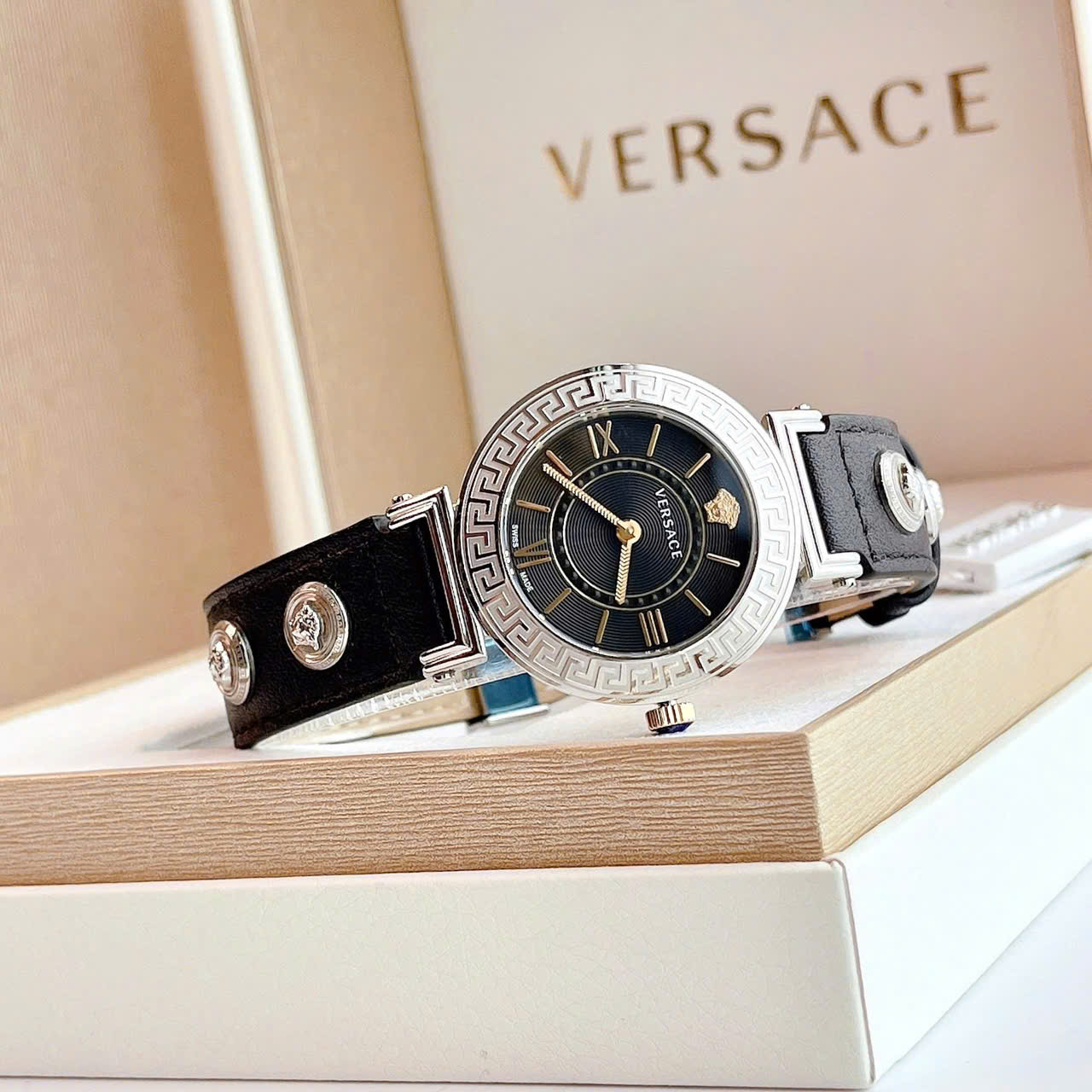 Đồng hồ VERSACE QUARTZ VEVG00120 – DÒNG TRIBUTE ĐẲNG CẤP Ý ĐẠI LỢI
