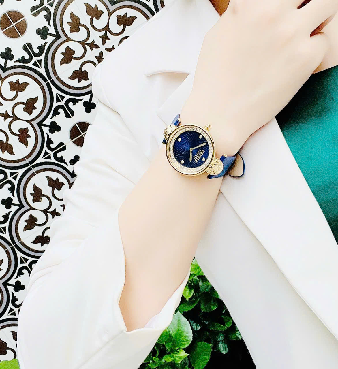 Đồng Hồ Nữ Versus Versace Victoria Harbour Women's Watch VSP333221 Màu Xanh Dương