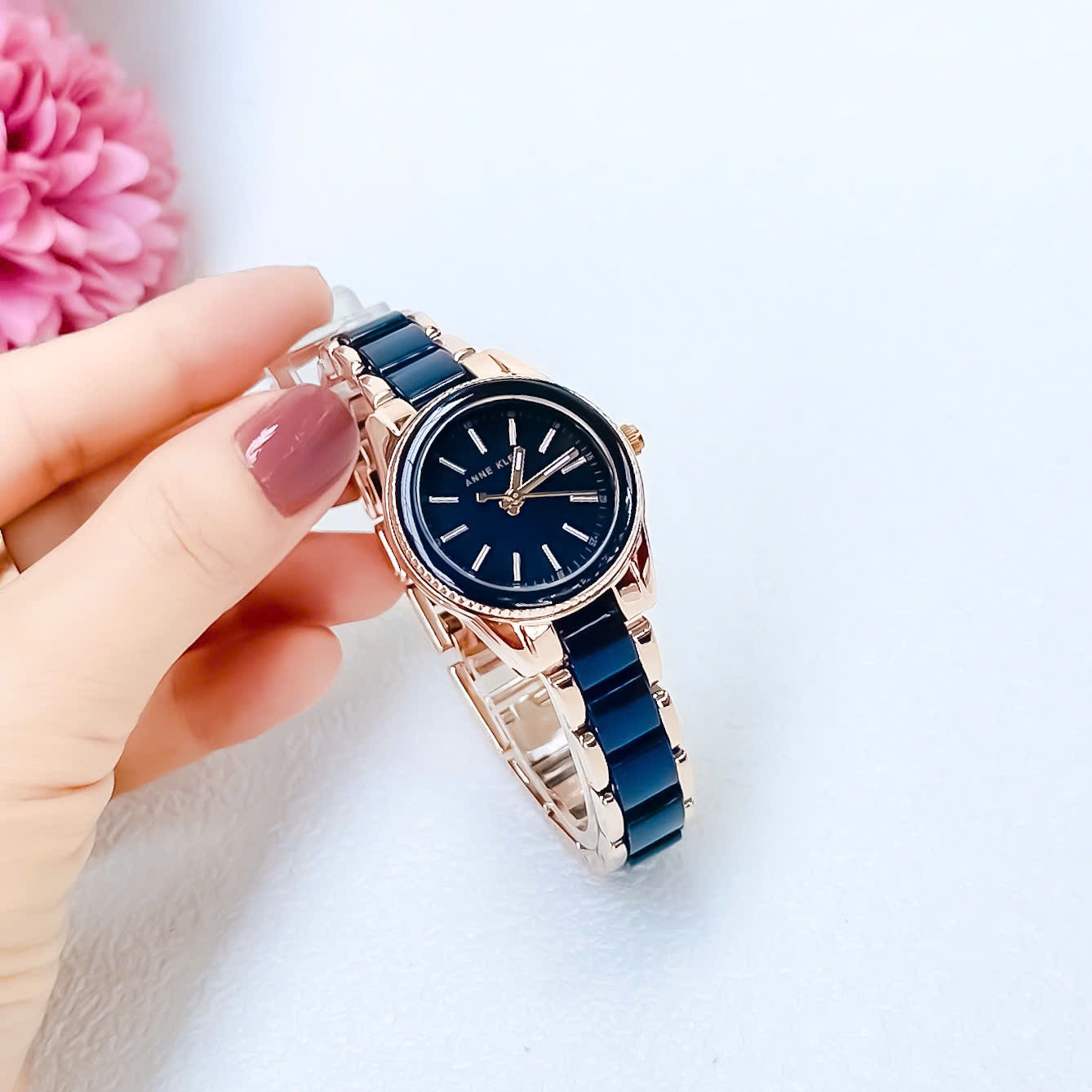 Đồng Hồ Nữ Anne Klein AK/3212NVRG – Sang Trọng Với Xanh Navy & Rose Gold