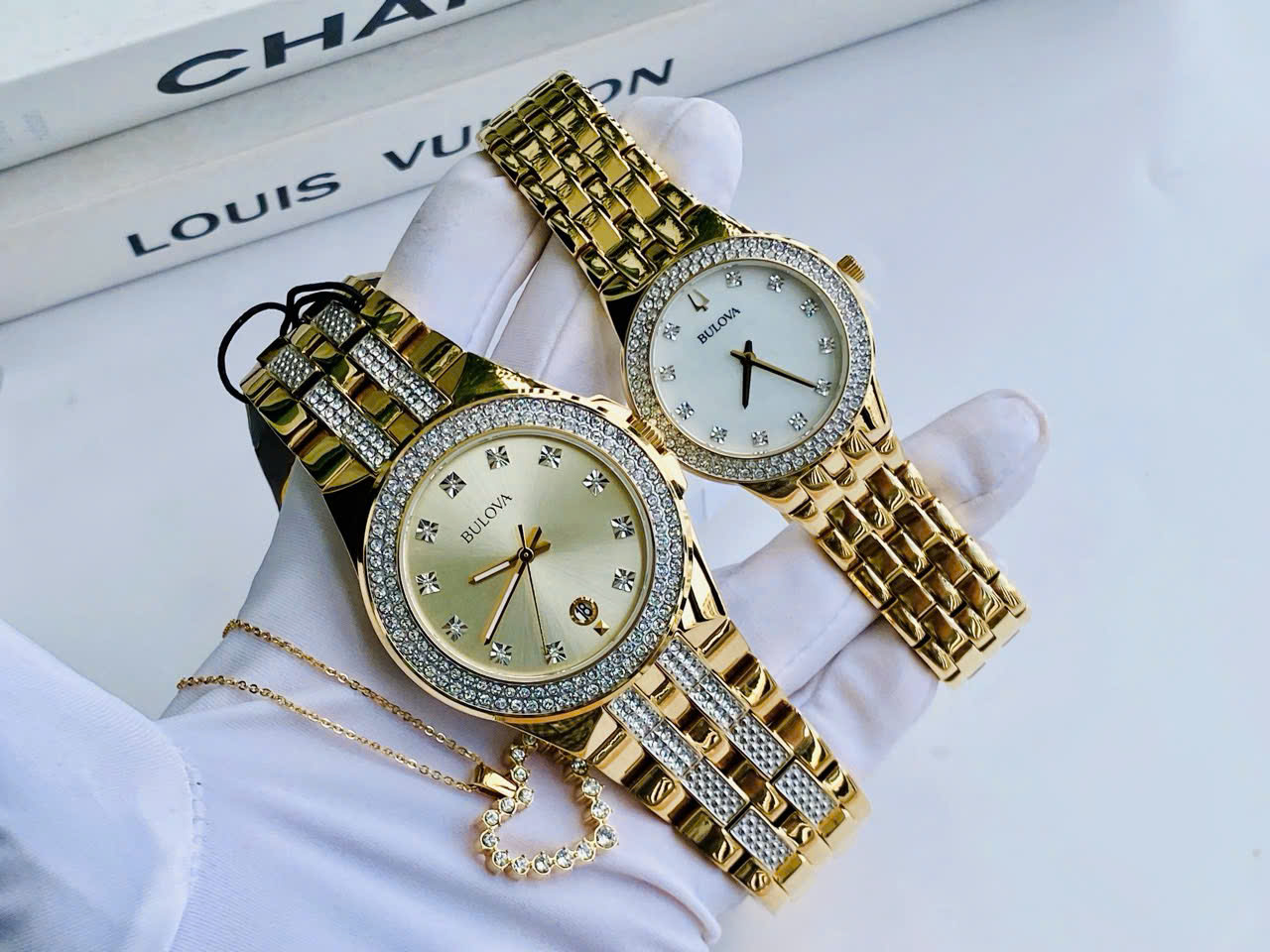 Đồng Hồ Đôi Bulova Phantom 98B174 & 98X124 – Sang Chảnh Với Tông Gold