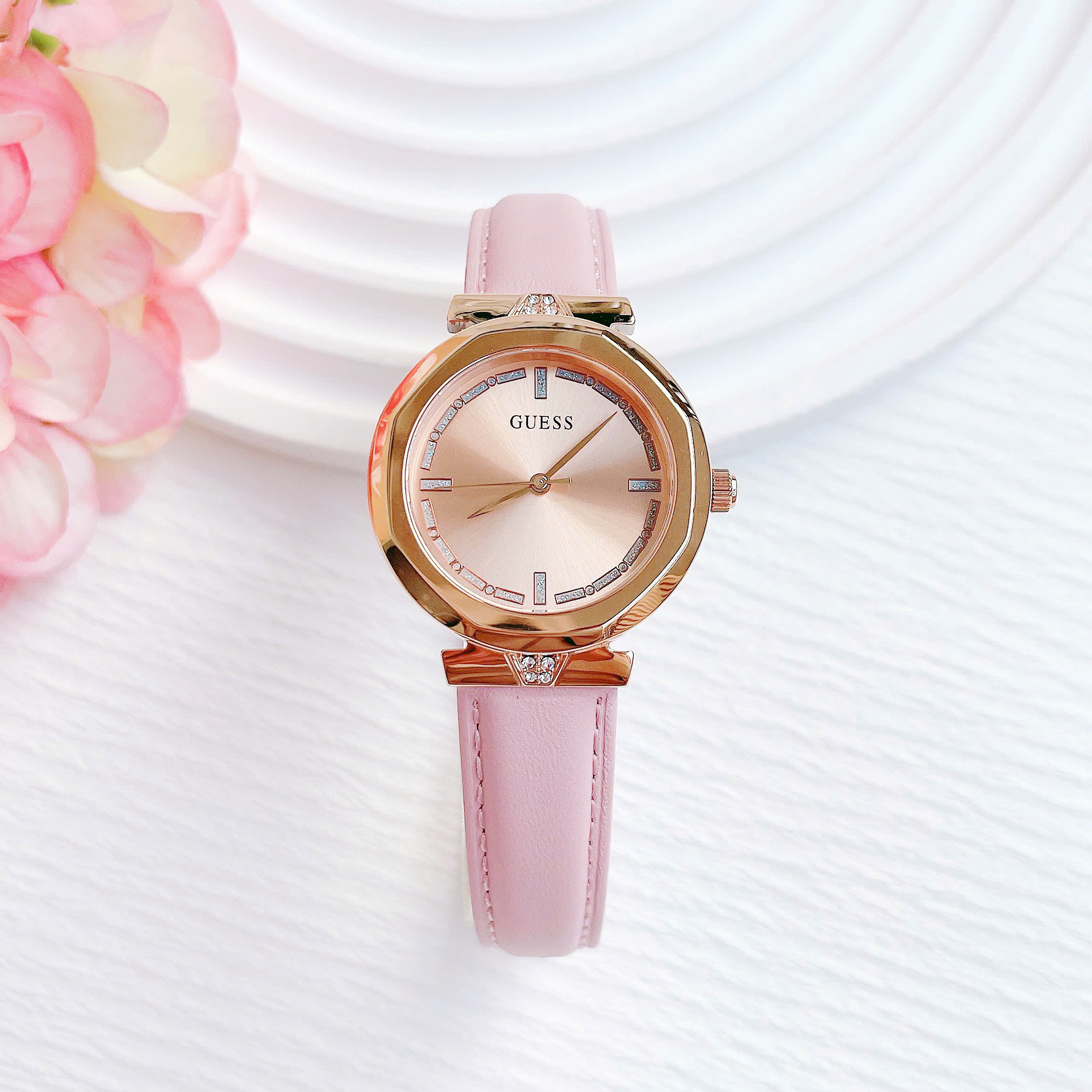 Đồng Hồ Guess GW0613L3 Rumour Crystals 2025 – Phiên Bản Mới Sang Chảnh, Lung Linh Hơn Cả Hình